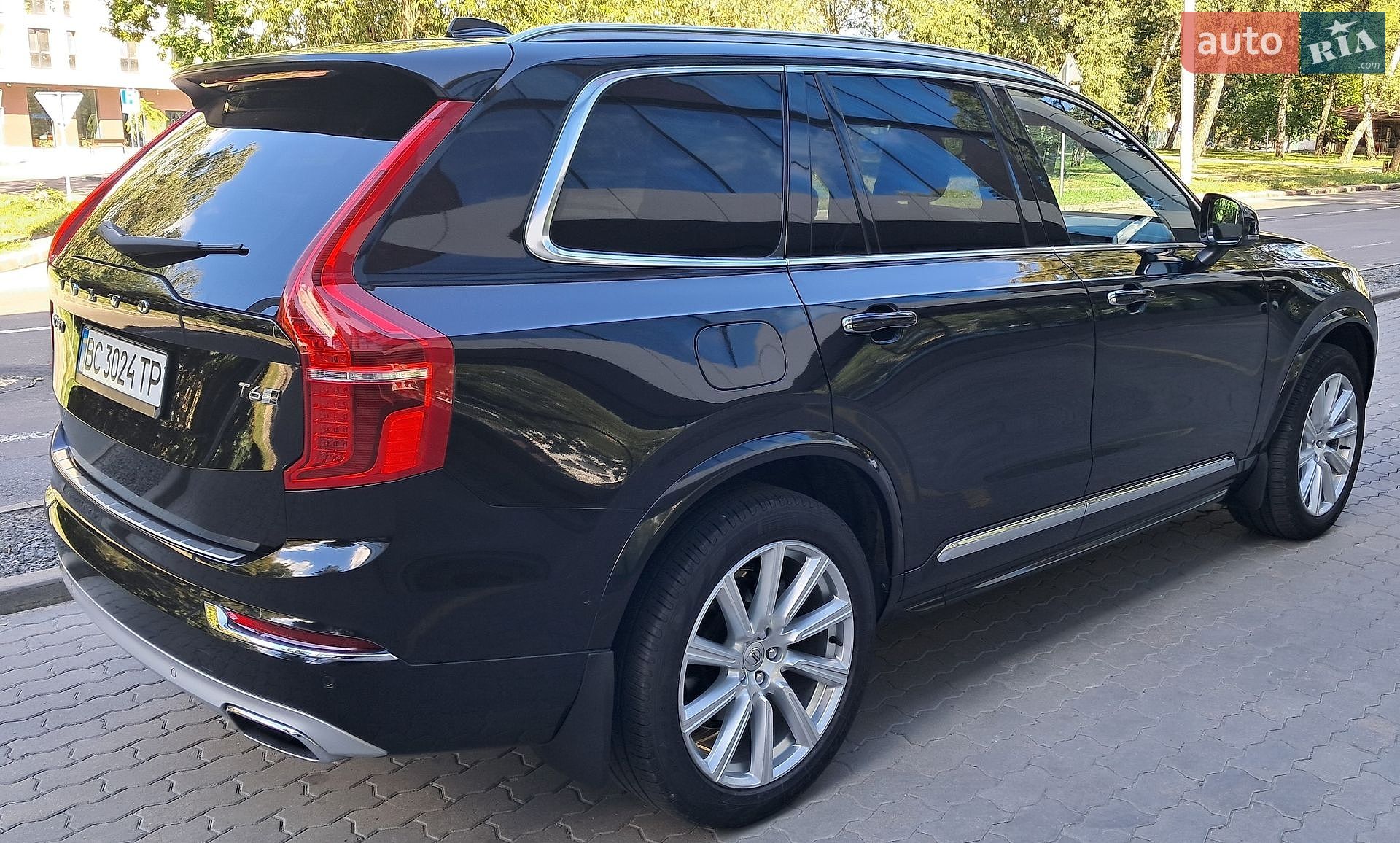 Volvo Xc90 2018 VIN YV4A22PL5J1366068 фото оголошення 8 з 52