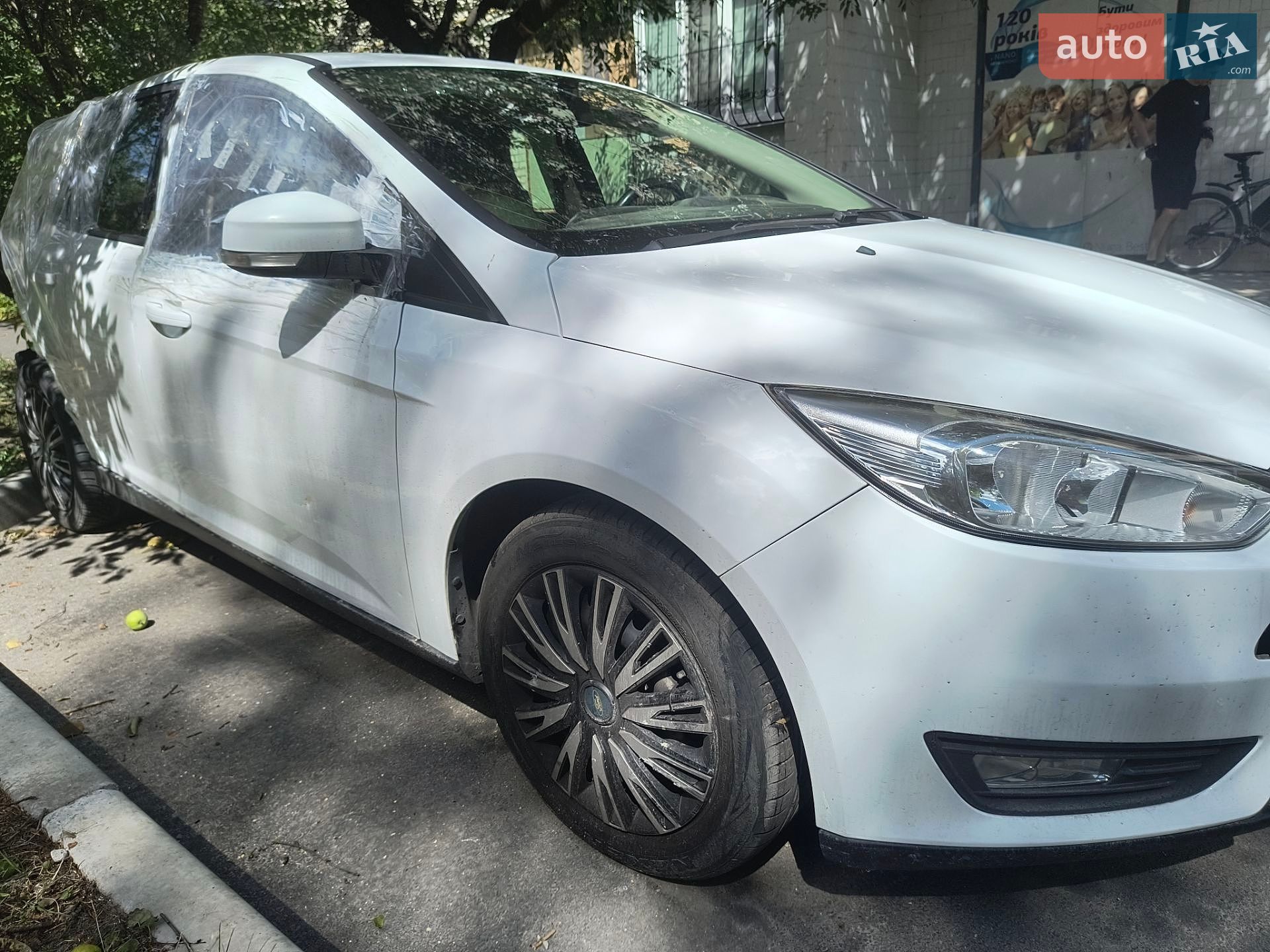 Ford Focus 2015 VIN WF06XXGCC6FJ01412 фото оголошення 3 з 16