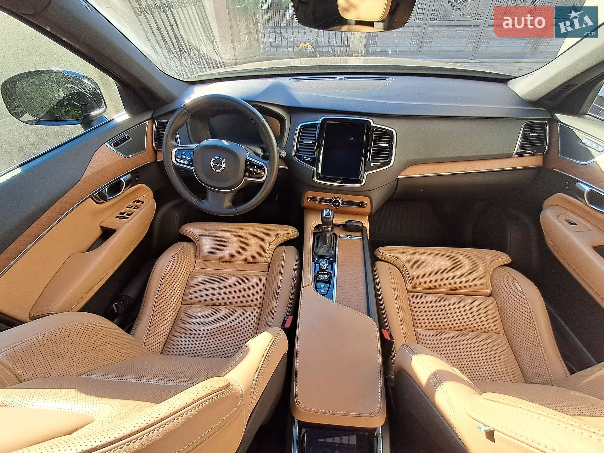 Volvo Xc90 2018 VIN YV4A22PL5J1366068 фото оголошення 24 з 52