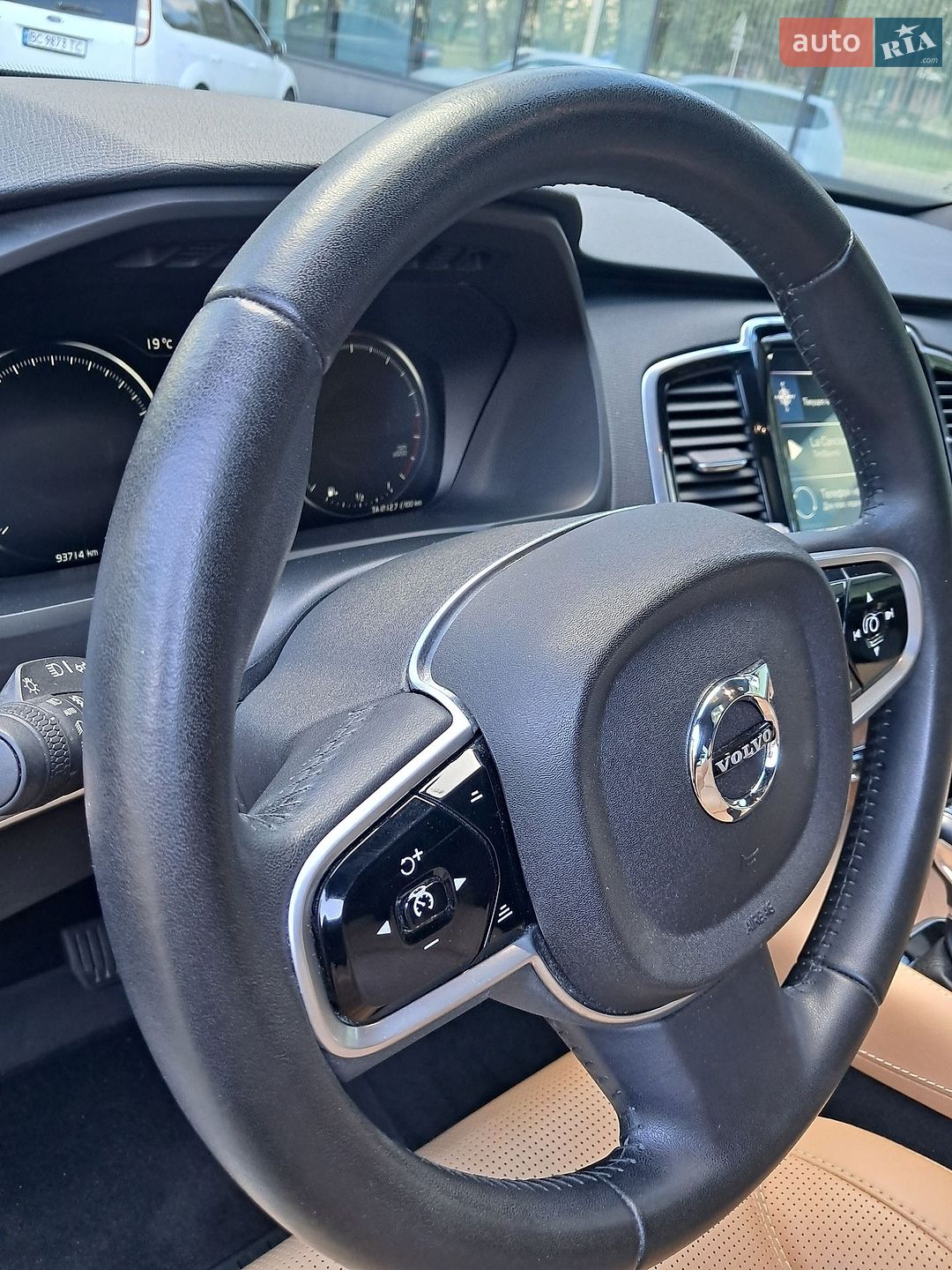 Volvo Xc90 2018 VIN YV4A22PL5J1366068 фото оголошення 23 з 52