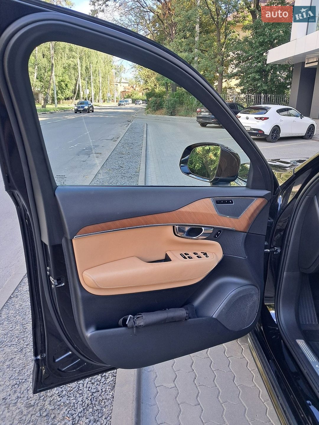 Volvo Xc90 2018 VIN YV4A22PL5J1366068 фото оголошення 32 з 52