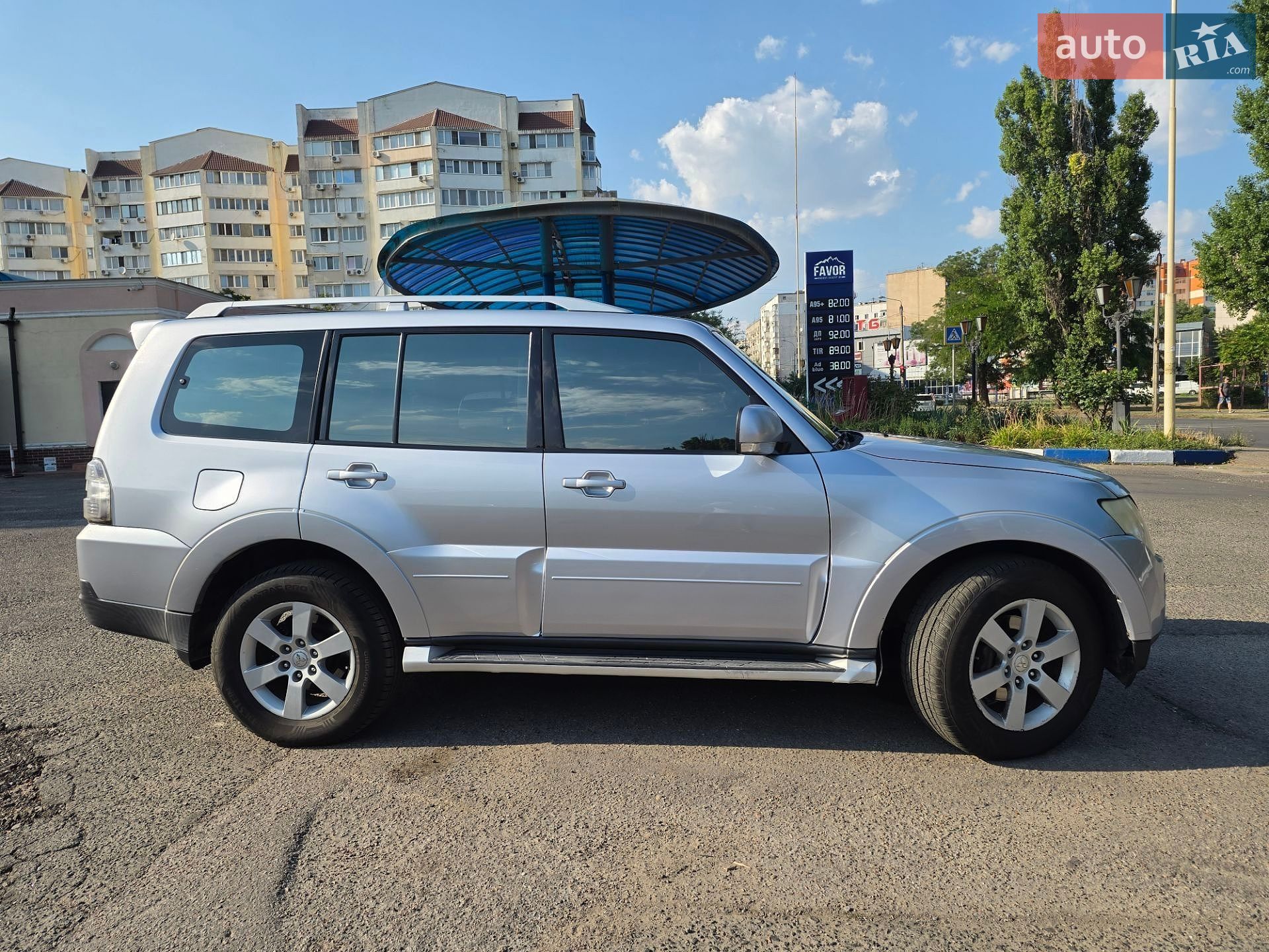 Mitsubishi Pajero Wagon 2008 VIN JMBLYV98W8J501080 фото оголошення 4 з 11