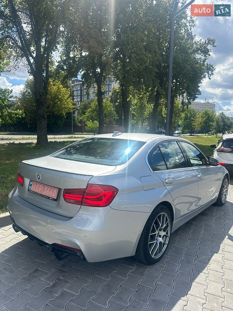 BMW 3 Series 2015 VIN WBA8E3G53GNT79772 фото оголошення 17 з 36