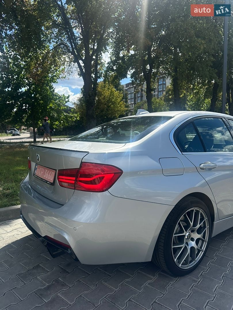 BMW 3 Series 2015 VIN WBA8E3G53GNT79772 фото оголошення 15 з 36