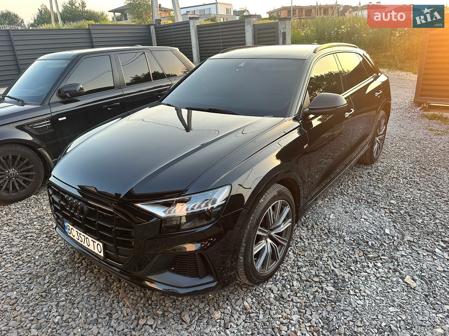 Audi Q8 2022 VIN WAUZZZF11ND014679 фото оголошення 3 з 44