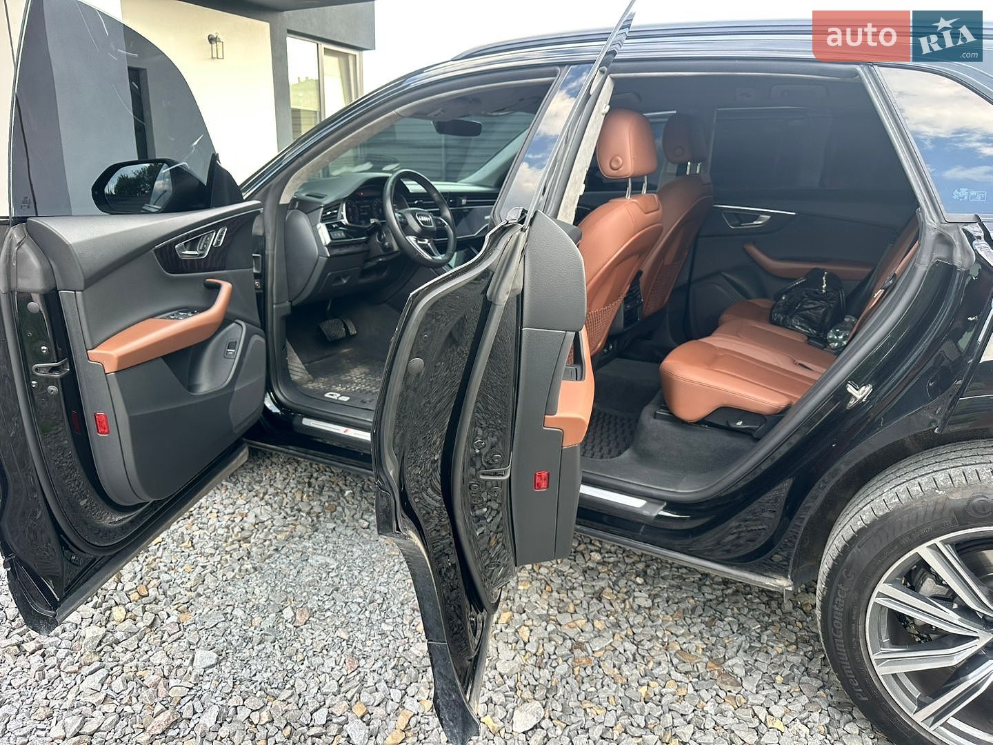 Audi Q8 2022 VIN WAUZZZF11ND014679 фото оголошення 27 з 44
