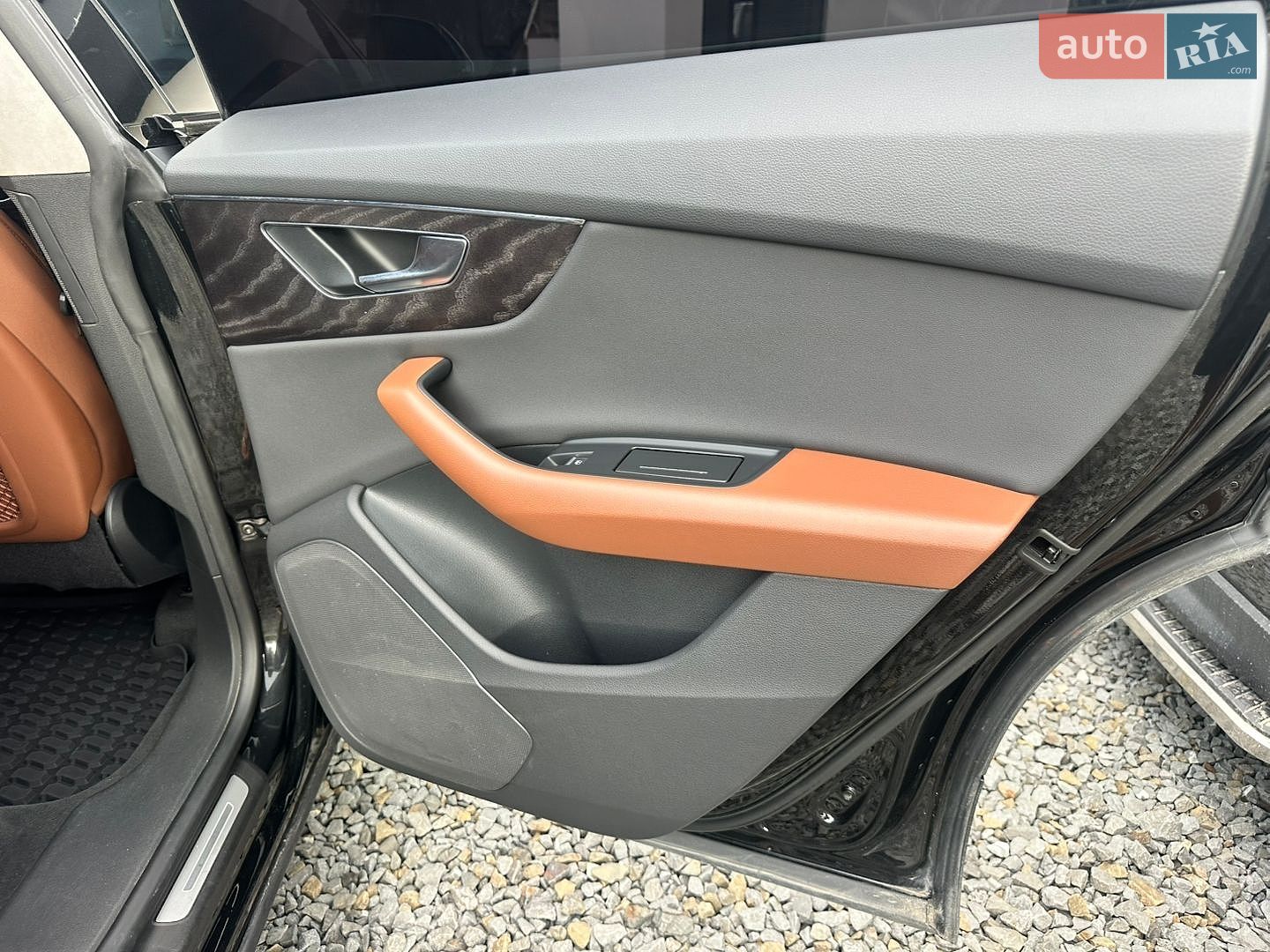 Audi Q8 2022 VIN WAUZZZF11ND014679 фото оголошення 31 з 44