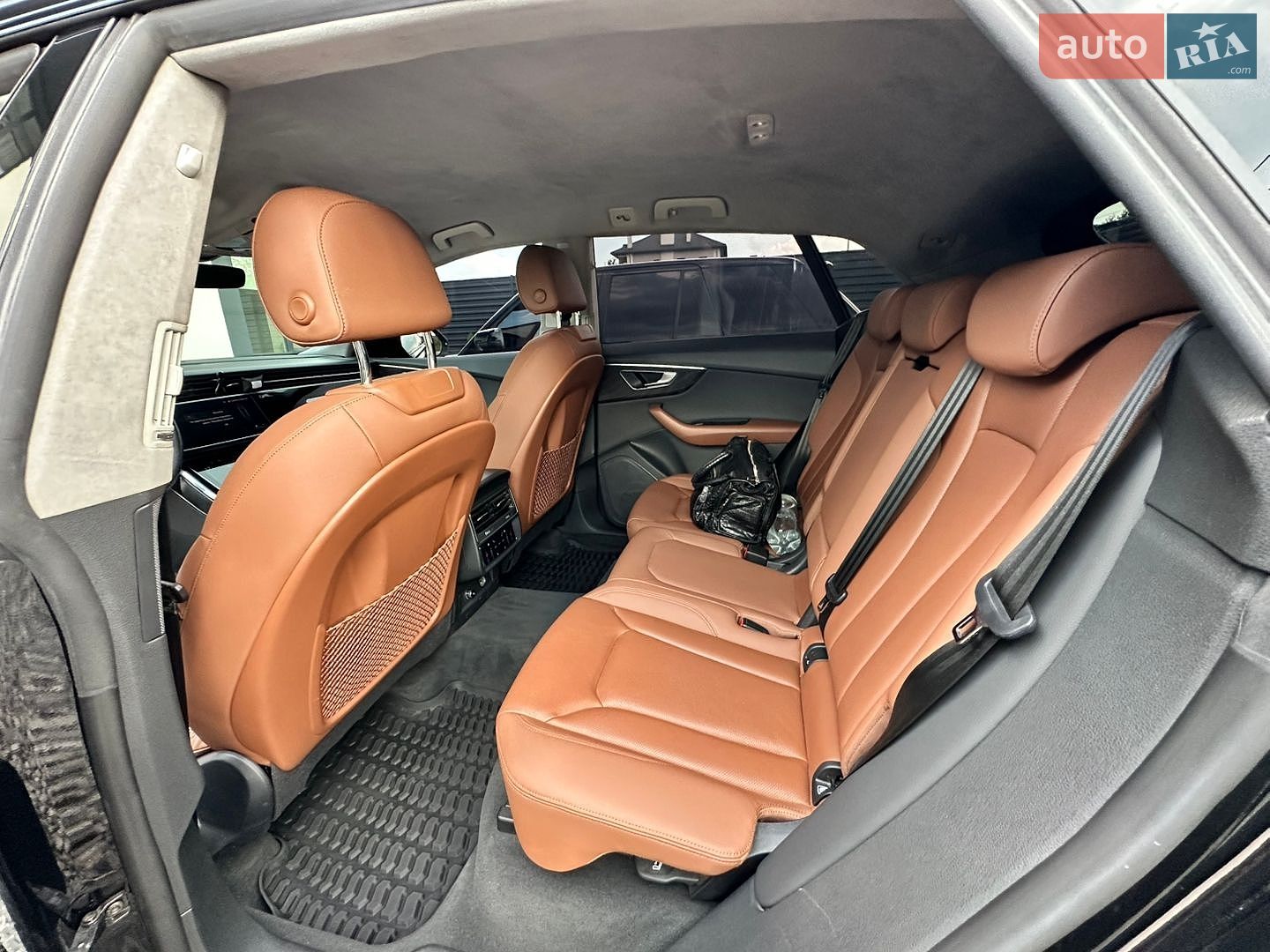 Audi Q8 2022 VIN WAUZZZF11ND014679 фото оголошення 32 з 44