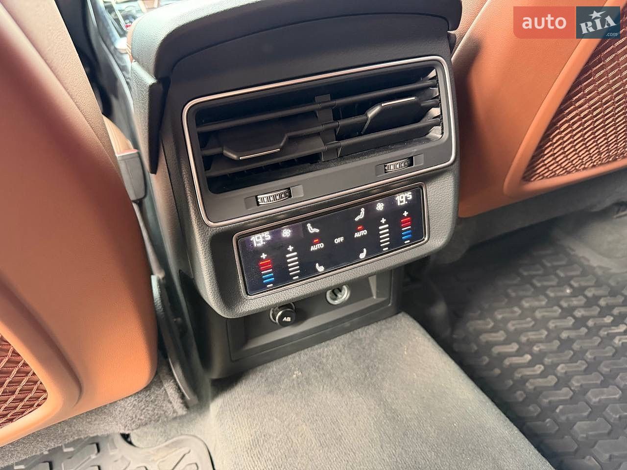 Audi Q8 2022 VIN WAUZZZF11ND014679 фото оголошення 44 з 44