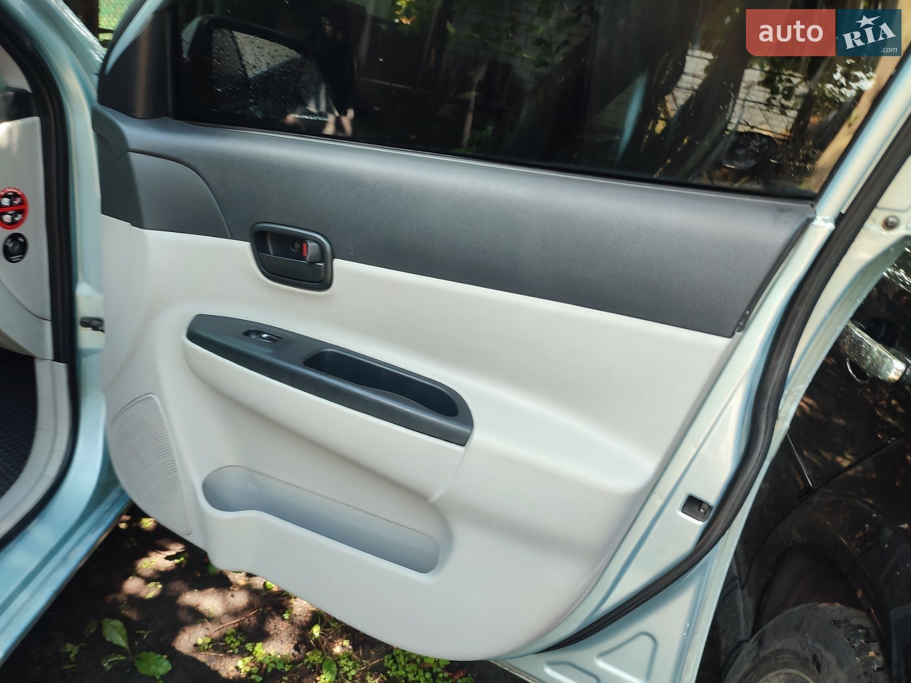 Hyundai Accent 2008 VIN Y6LCM41AP8L201750 фото оголошення 10 з 18