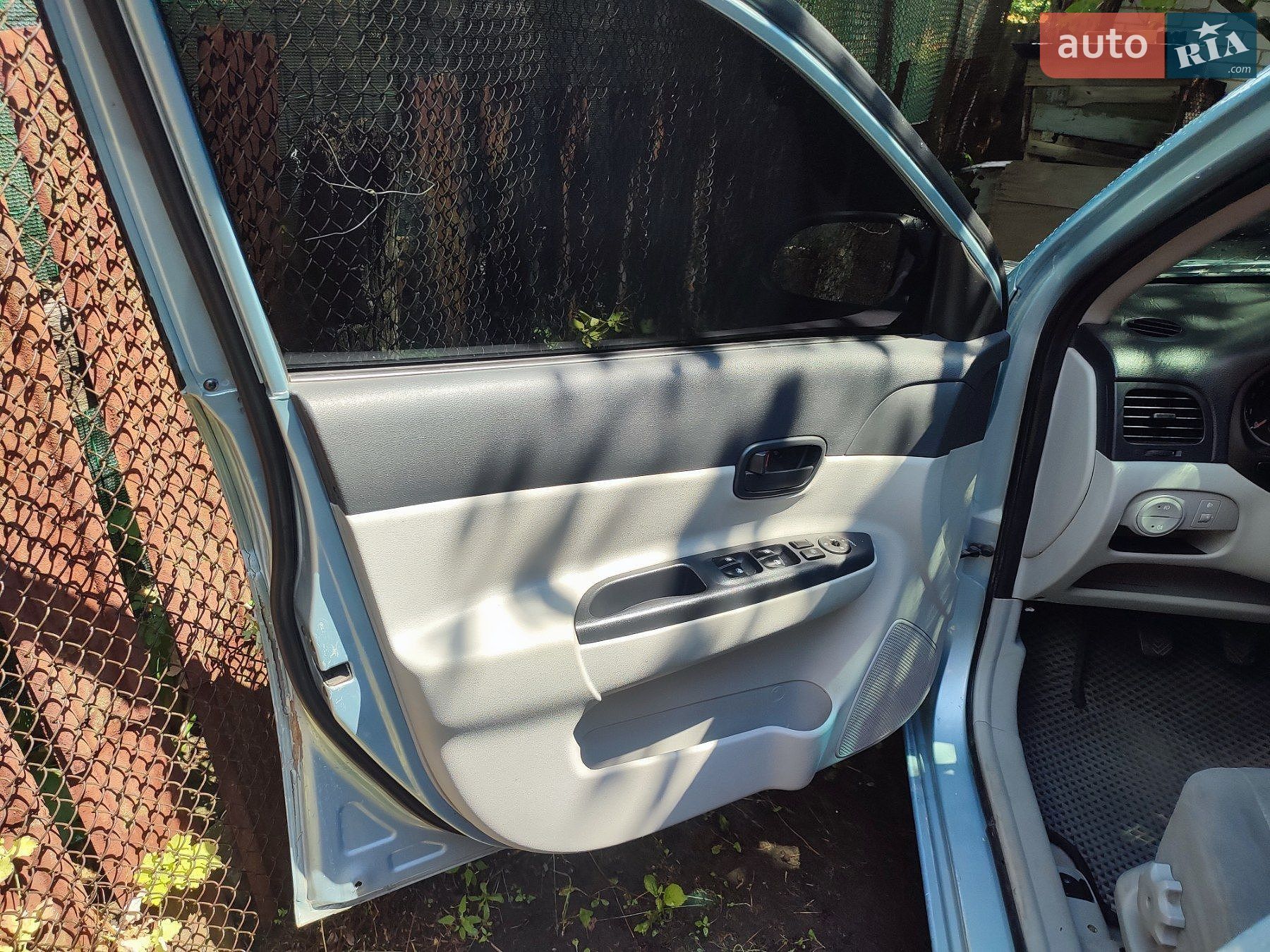 Hyundai Accent 2008 VIN Y6LCM41AP8L201750 фото оголошення 13 з 18