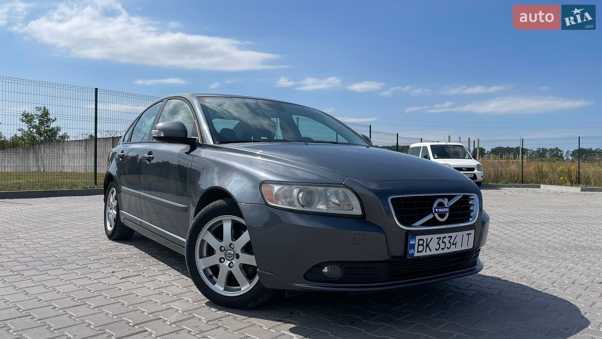 Volvo S40 2010 VIN YV1MS84E1B2541365 фото оголошення 2 з 17