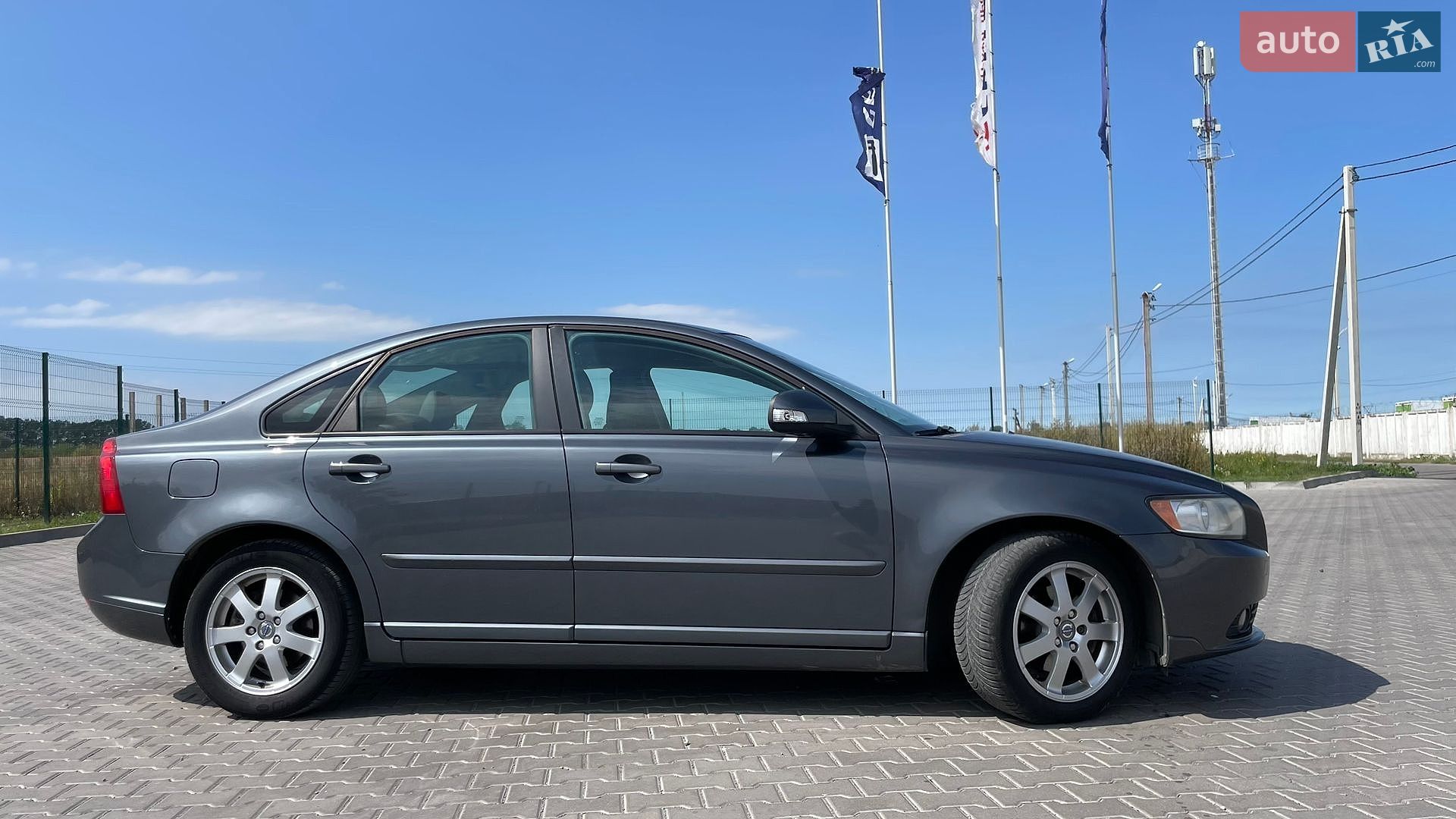 Volvo S40 2010 VIN YV1MS84E1B2541365 фото оголошення 4 з 17