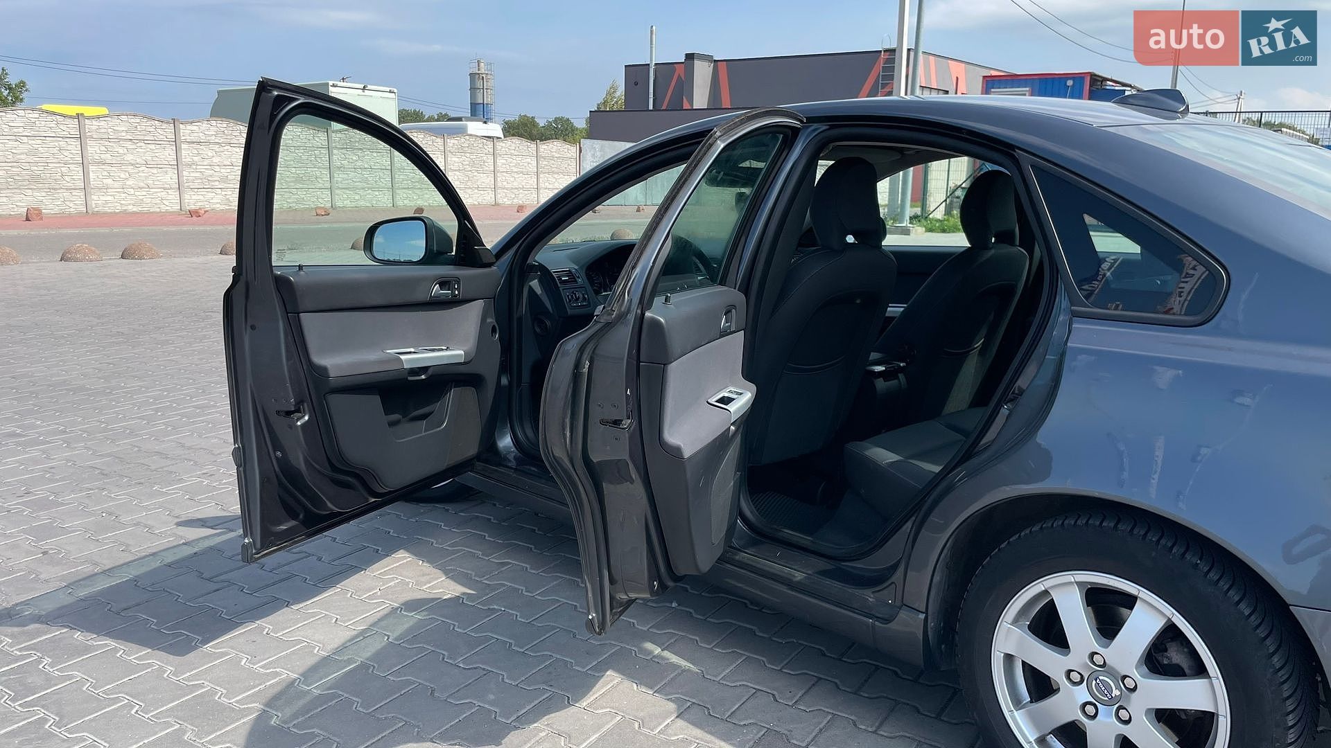 Volvo S40 2010 VIN YV1MS84E1B2541365 фото оголошення 13 з 17