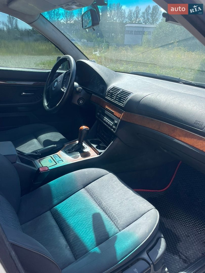 BMW 5 Series 2000 VIN WBADL81050GX45255 фото оголошення 3 з 6