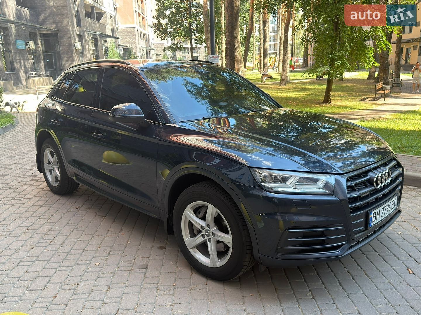 Audi Q5 2018 VIN WAUZZZFY6J2225301 фото оголошення 13 з 28