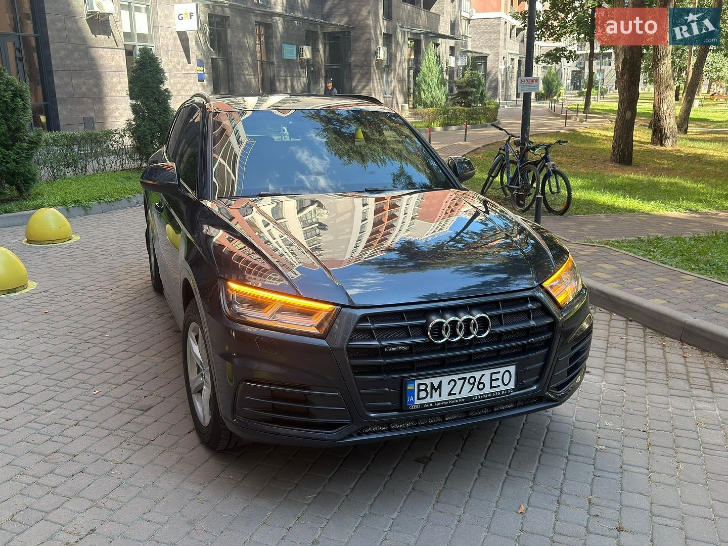Audi Q5 2018 VIN WAUZZZFY6J2225301 фото оголошення 14 з 28