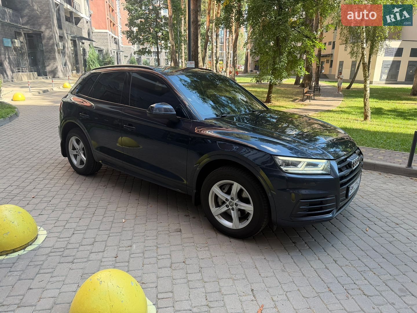 Audi Q5 2018 VIN WAUZZZFY6J2225301 фото оголошення 9 з 28