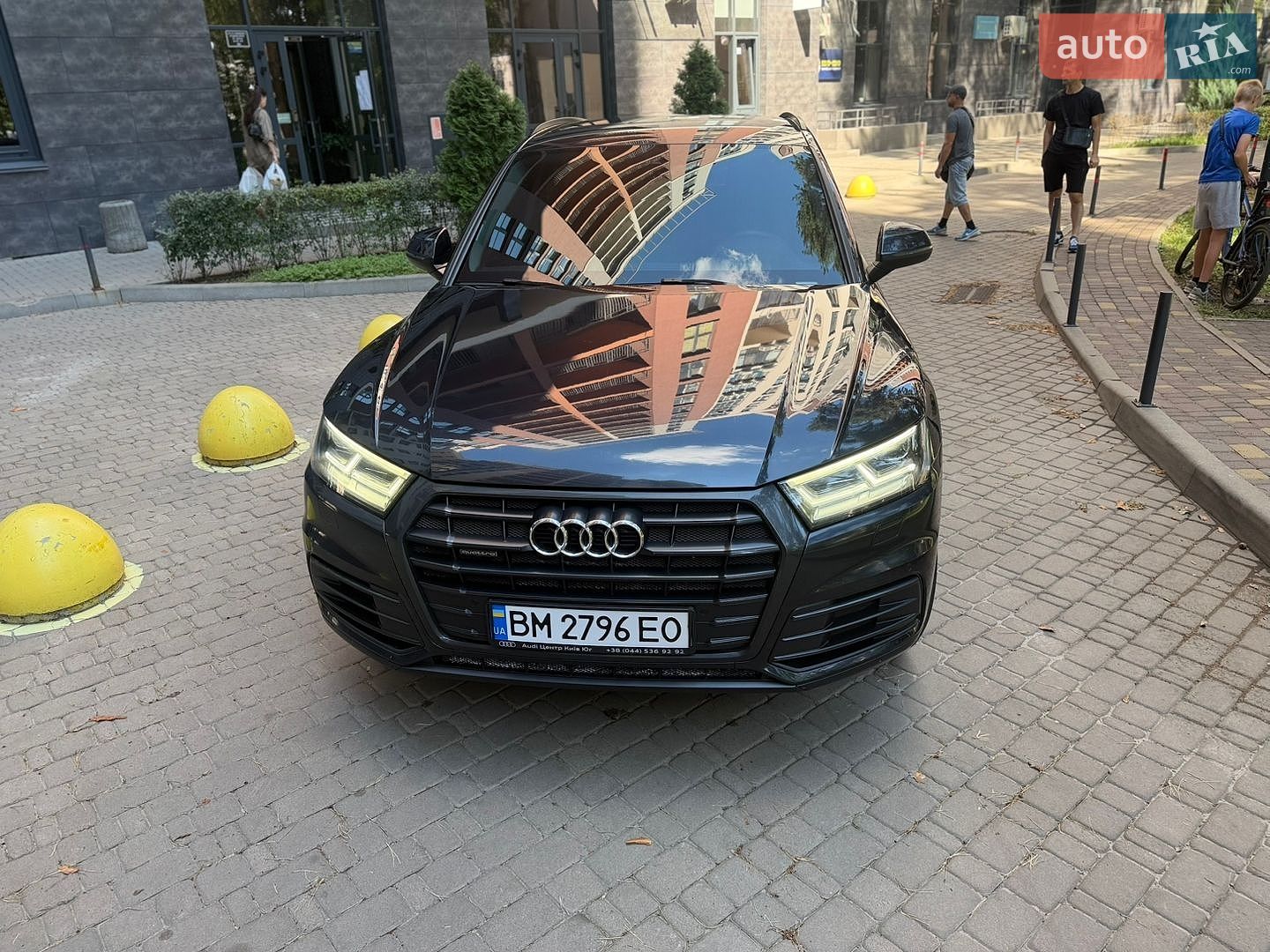 Audi Q5 2018 VIN WAUZZZFY6J2225301 фото оголошення 6 з 28
