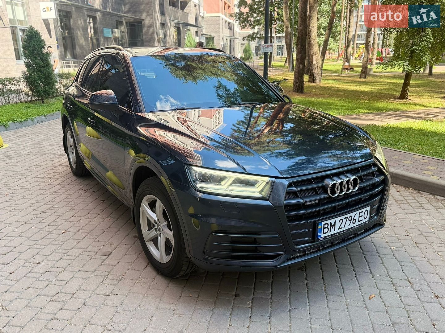 Audi Q5 2018 VIN WAUZZZFY6J2225301 фото оголошення 5 з 28