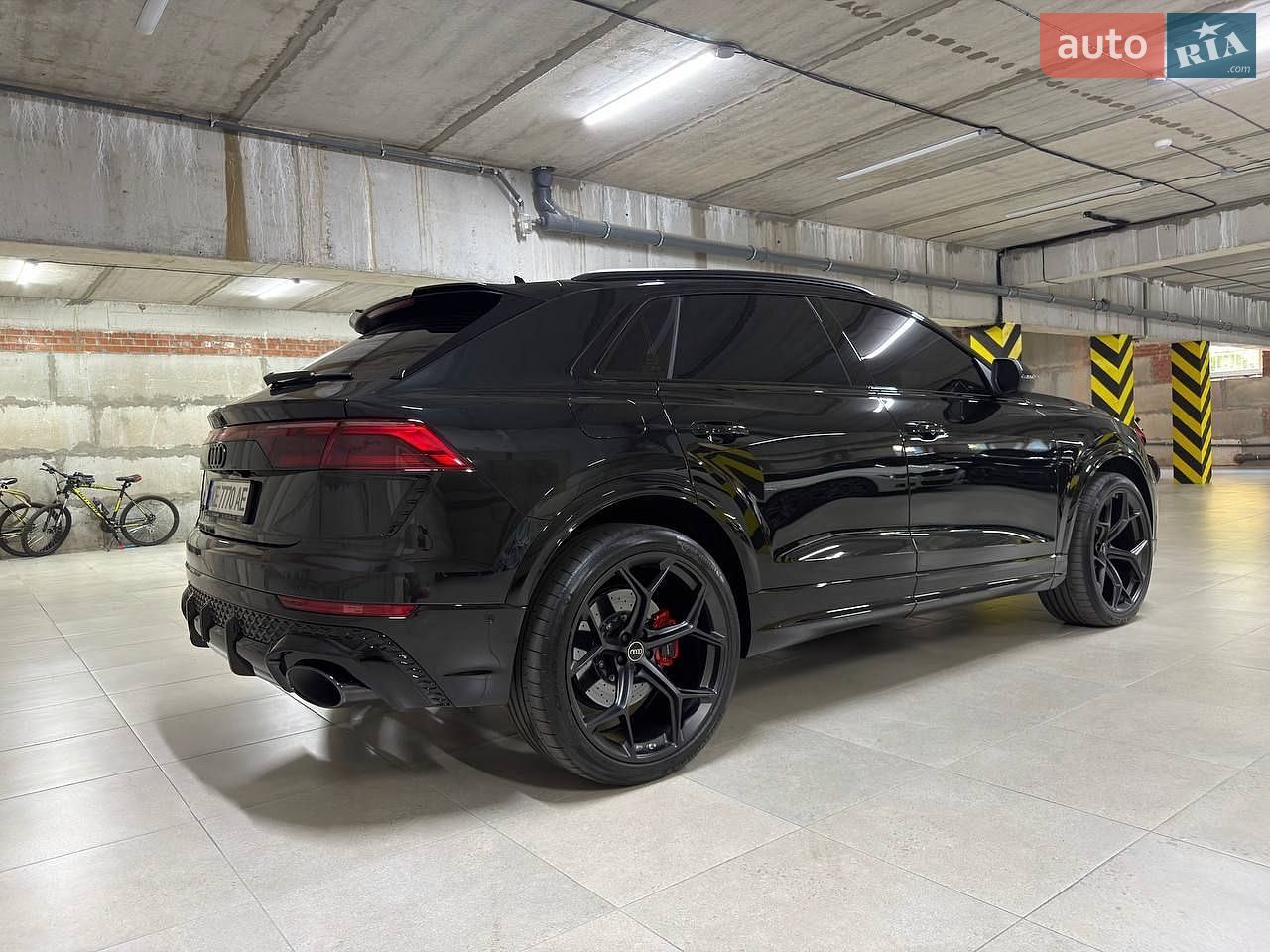Audi RS Q8 2025 VIN WUAZZZF10SD034679 фото оголошення 4 з 25