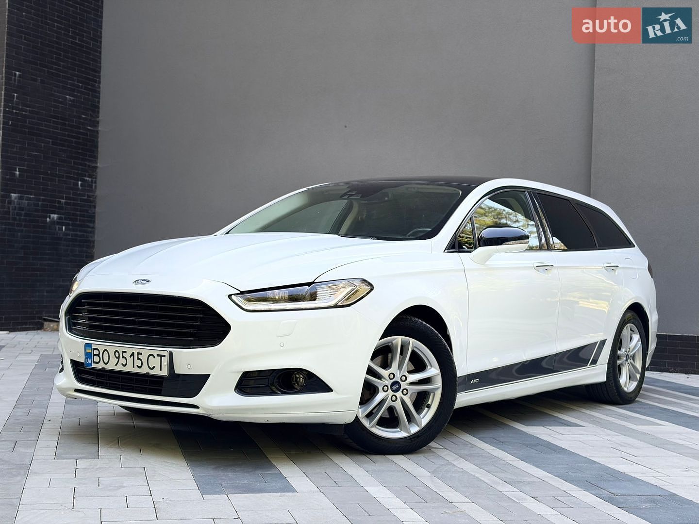 Ford Mondeo 2017 VIN WF0FXXWPCFHJ88913 фото оголошення 3 з 32