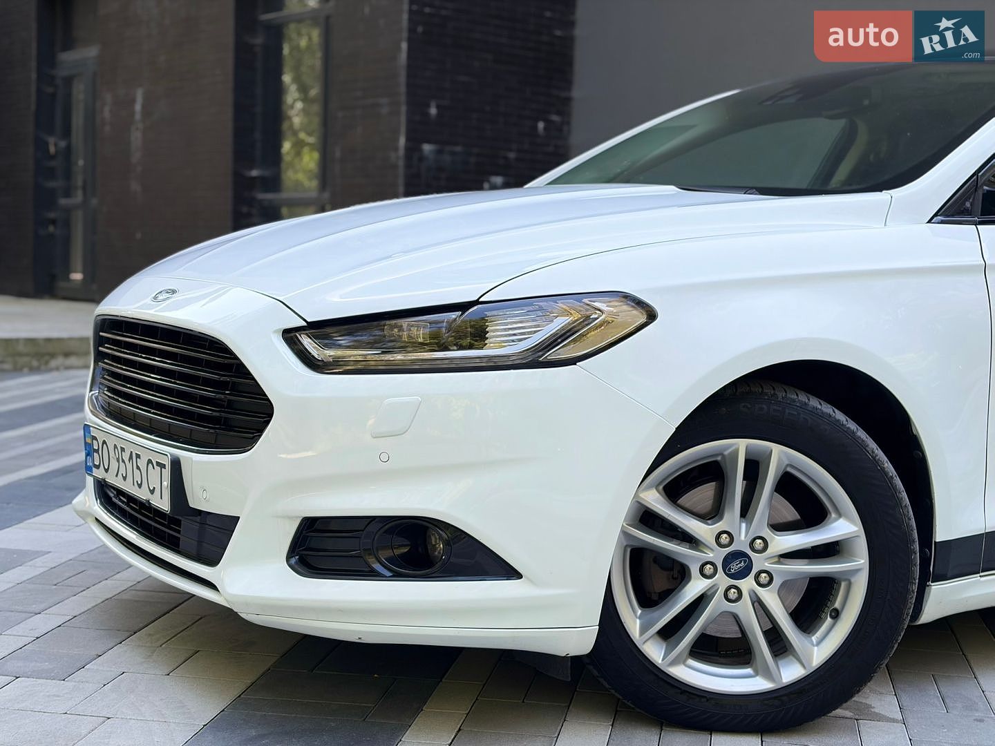 Ford Mondeo 2017 VIN WF0FXXWPCFHJ88913 фото оголошення 4 з 32