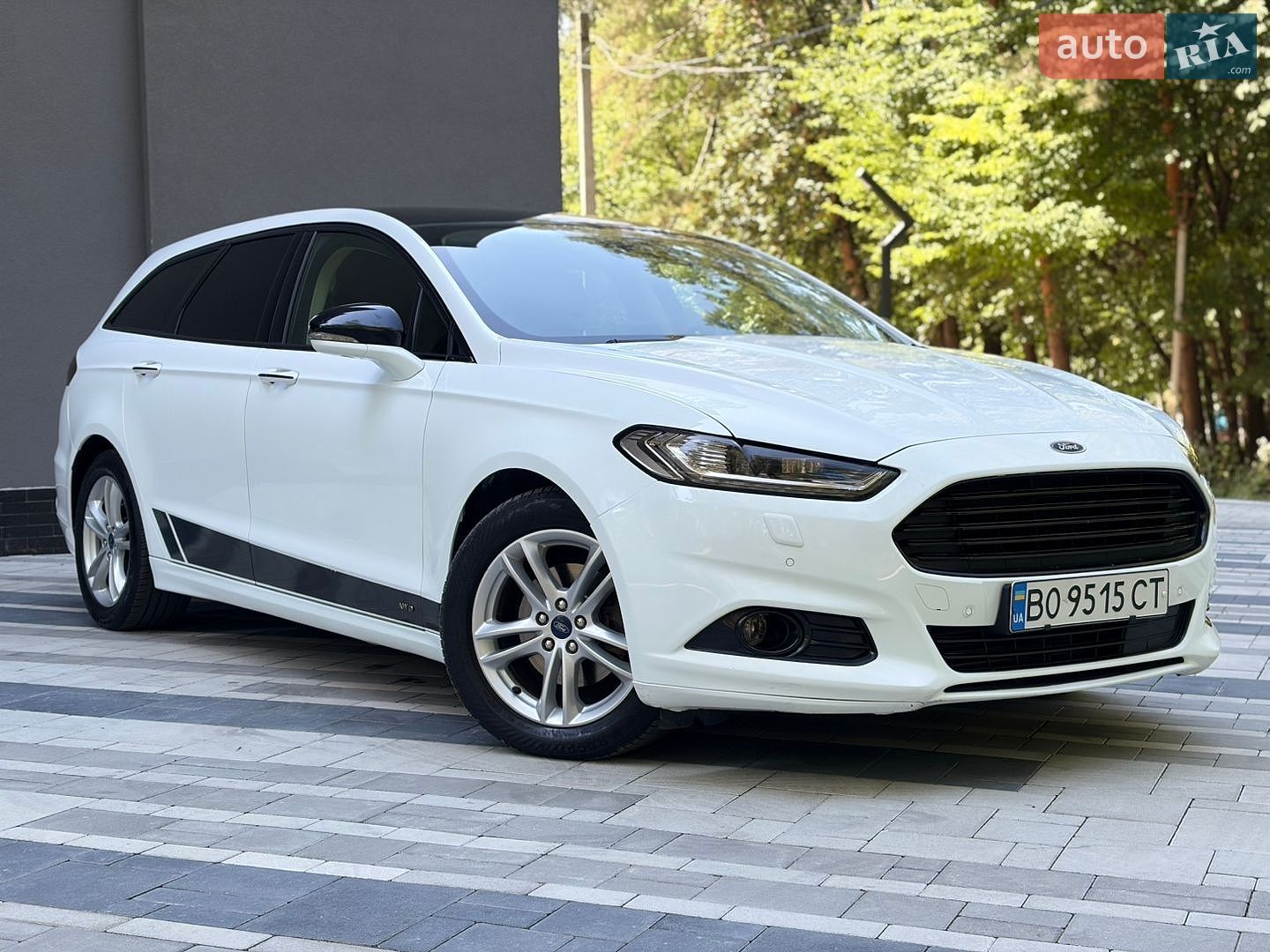 Ford Mondeo 2017 VIN WF0FXXWPCFHJ88913 фото оголошення 7 з 32
