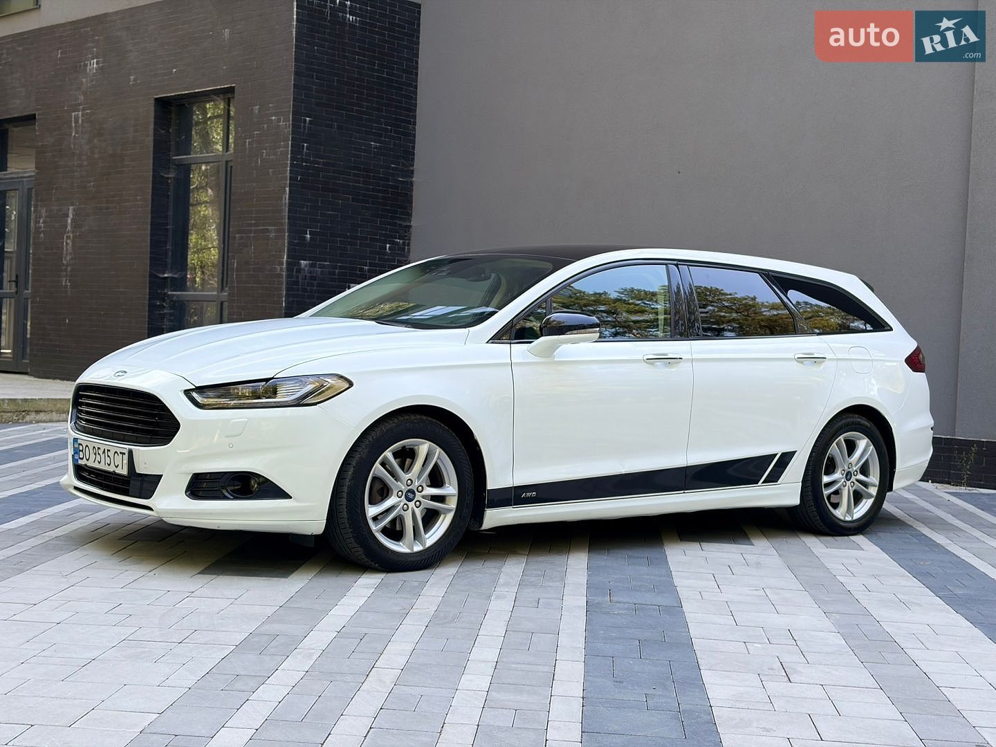 Ford Mondeo 2017 VIN WF0FXXWPCFHJ88913 фото оголошення 10 з 32