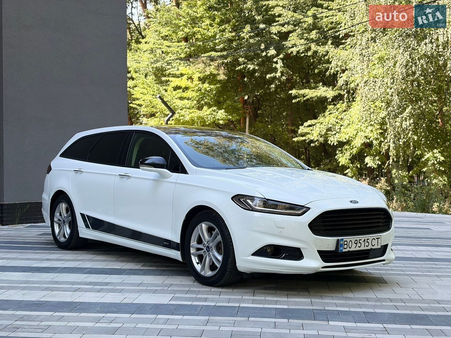 Ford Mondeo 2017 VIN WF0FXXWPCFHJ88913 фото оголошення 12 з 32