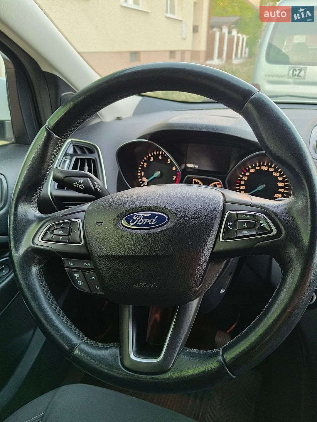 Ford Kuga 2018 VIN WF0AXXWPMAJM14146 фото оголошення 6 з 14