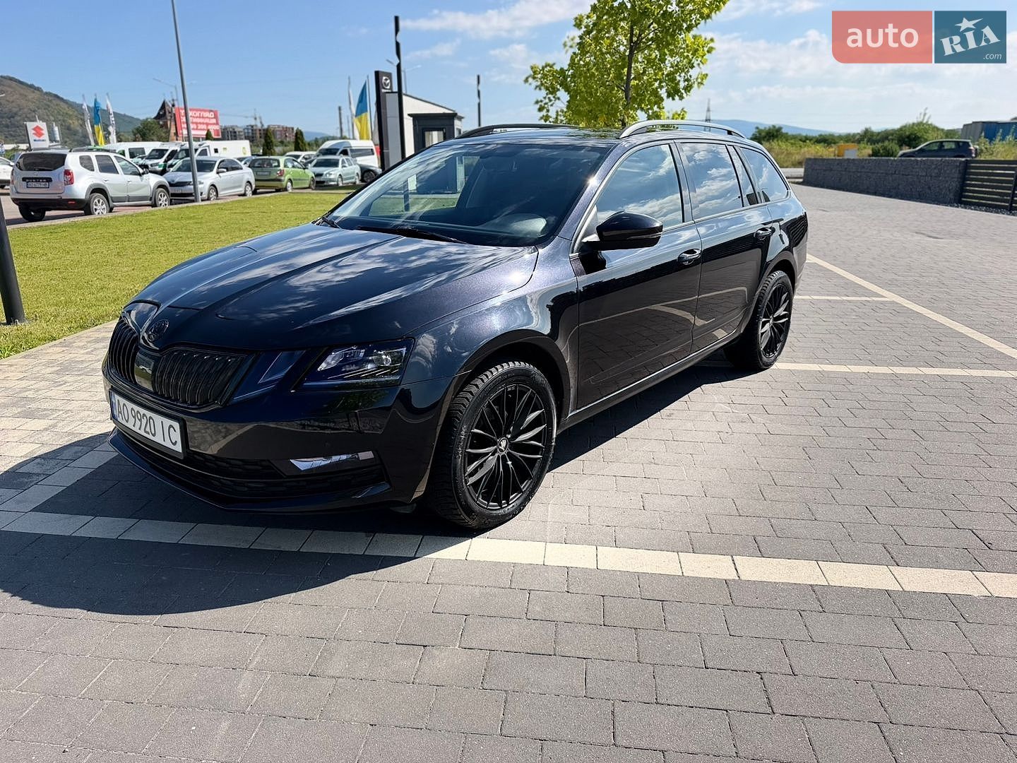 Skoda Octavia 2017 VIN TMBJG7NE0J0028086 фото оголошення 2 з 22