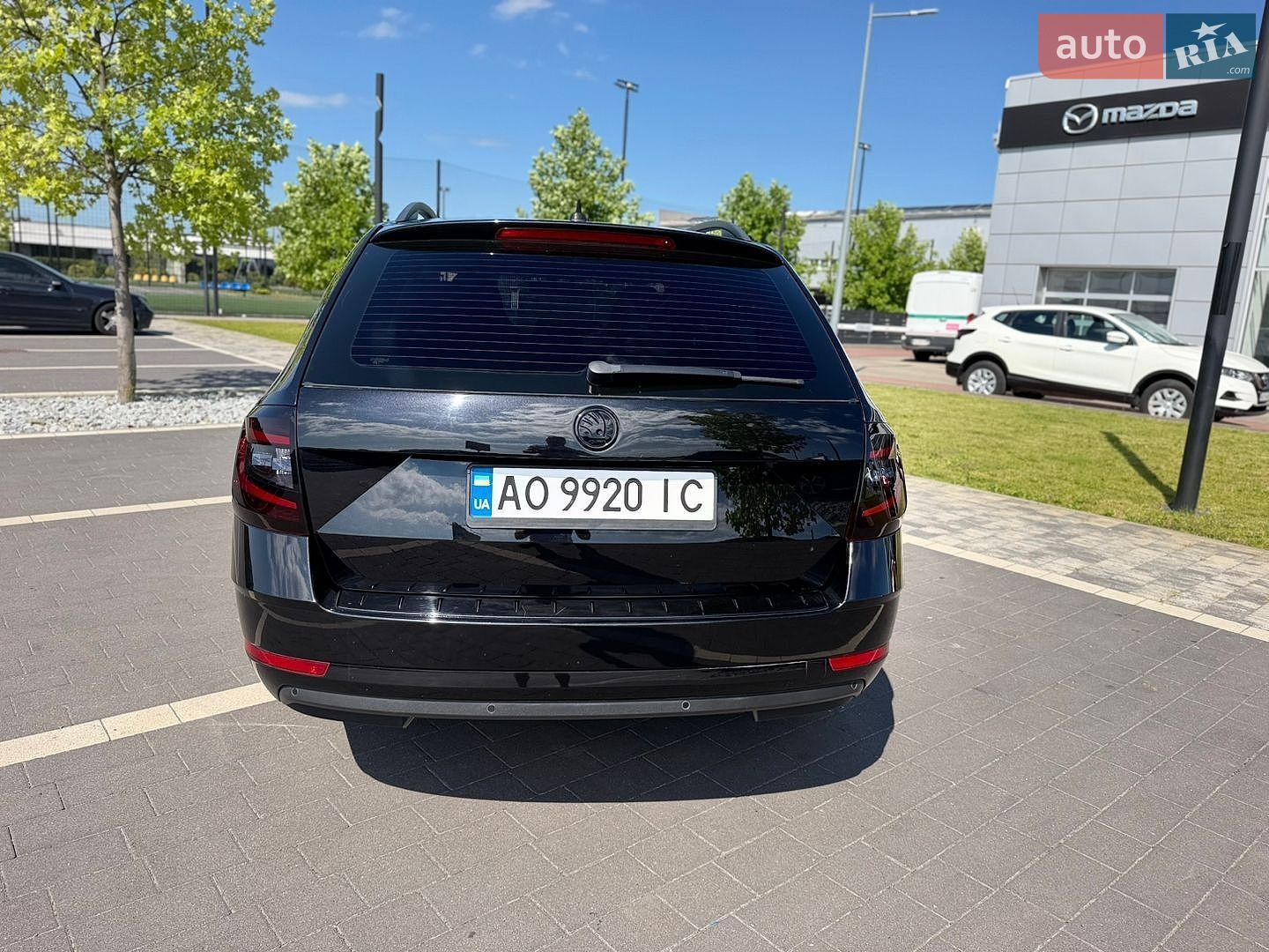 Skoda Octavia 2017 VIN TMBJG7NE0J0028086 фото оголошення 7 з 22