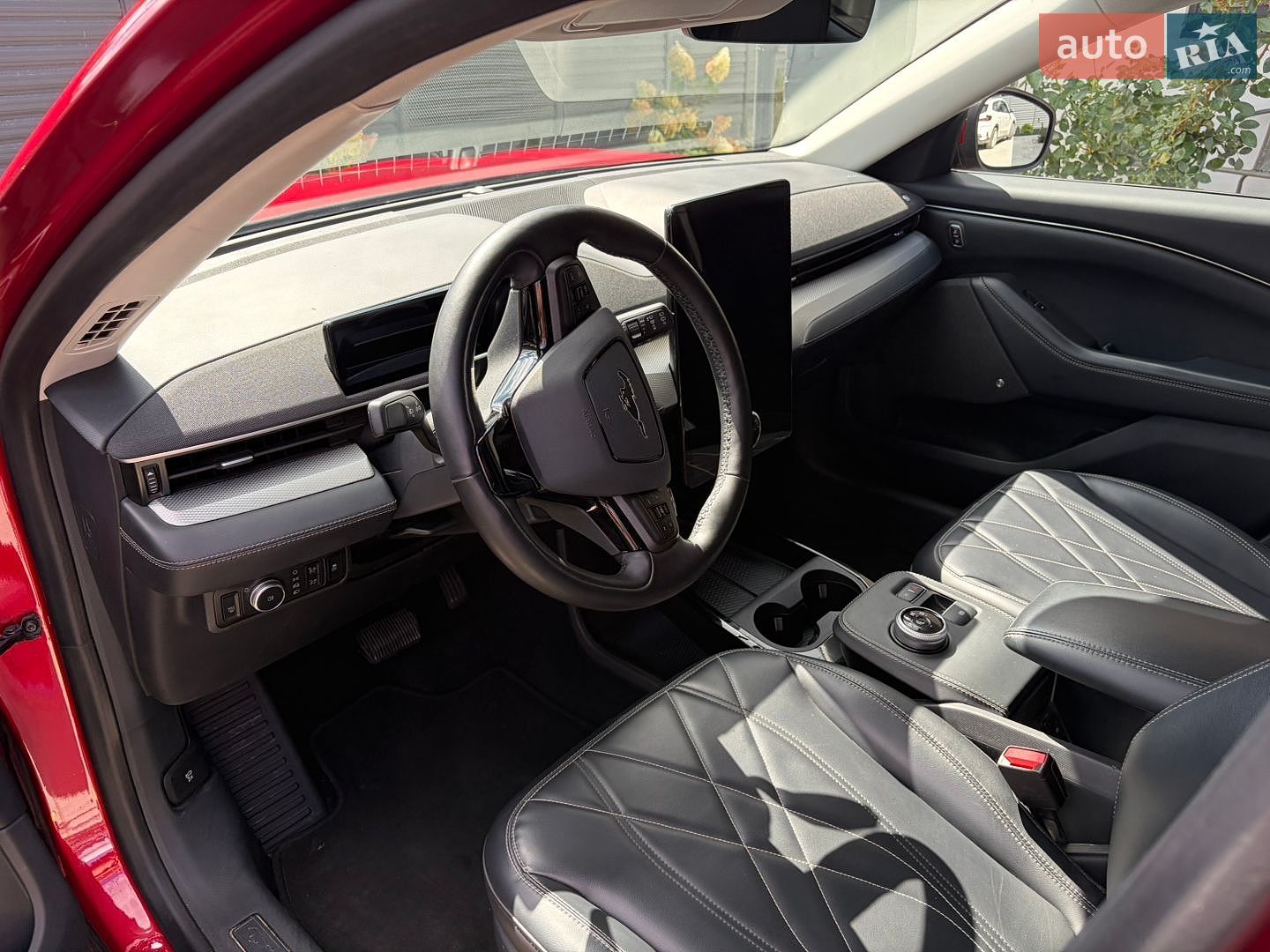 Ford Mustang Mach-E 2021 VIN WF0TK1EM8MMA42908 фото оголошення 14 з 22