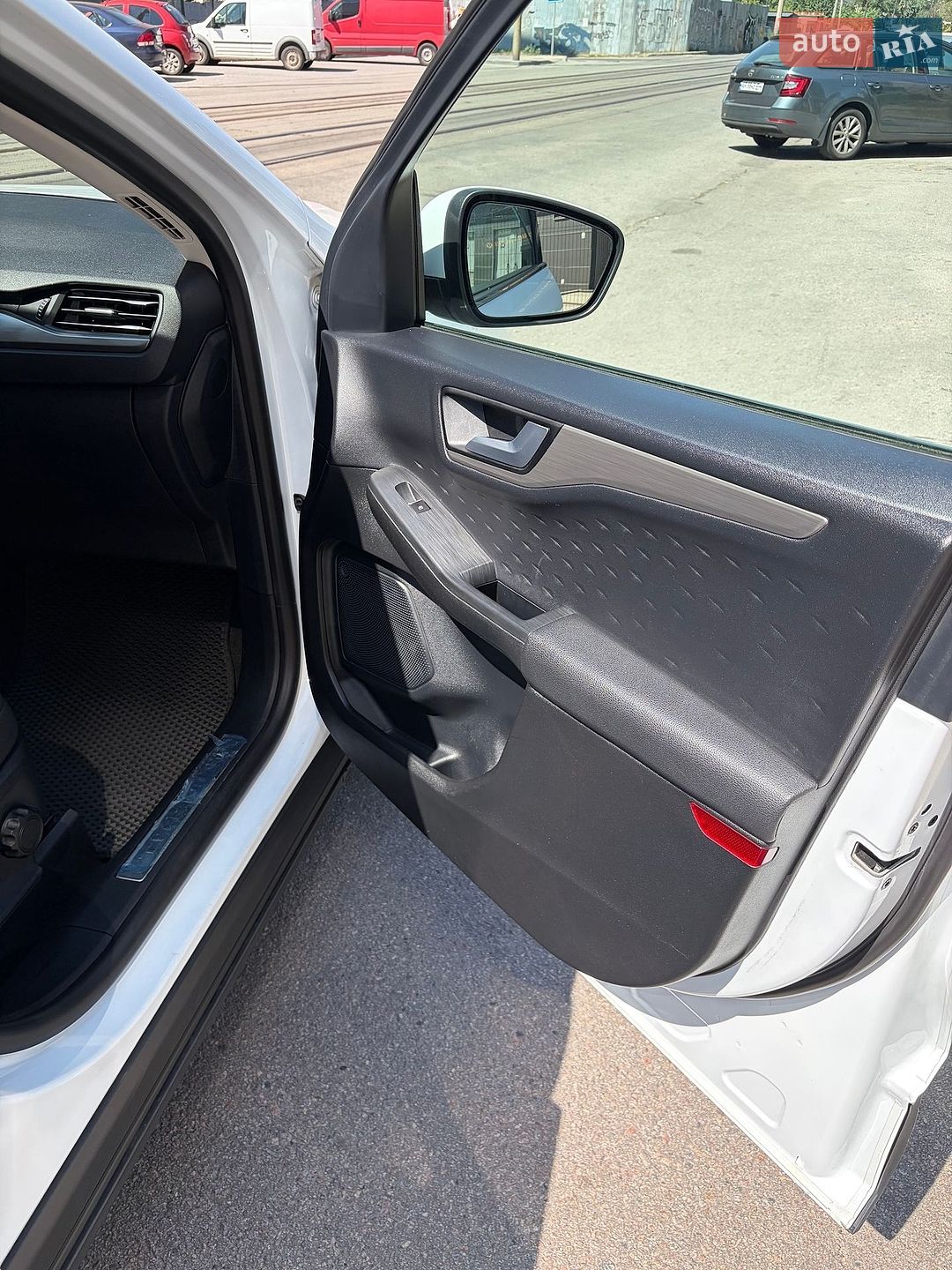 Ford Kuga 2020 VIN WF0FXXWPMFLL58679 фото оголошення 8 з 19