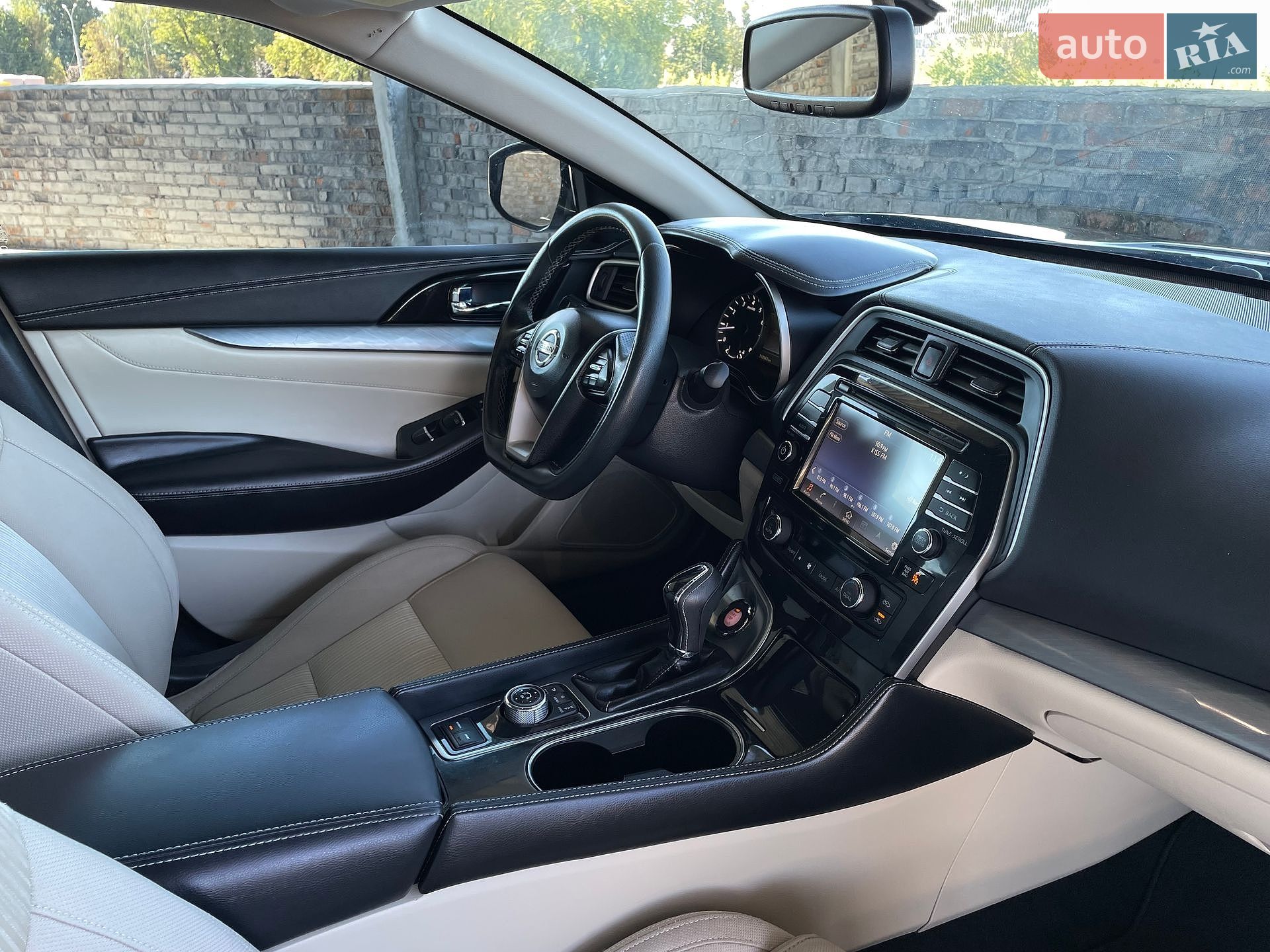 Nissan Maxima 2016 VIN 1N4AA6AP2GC437285 фото оголошення 44 з 60