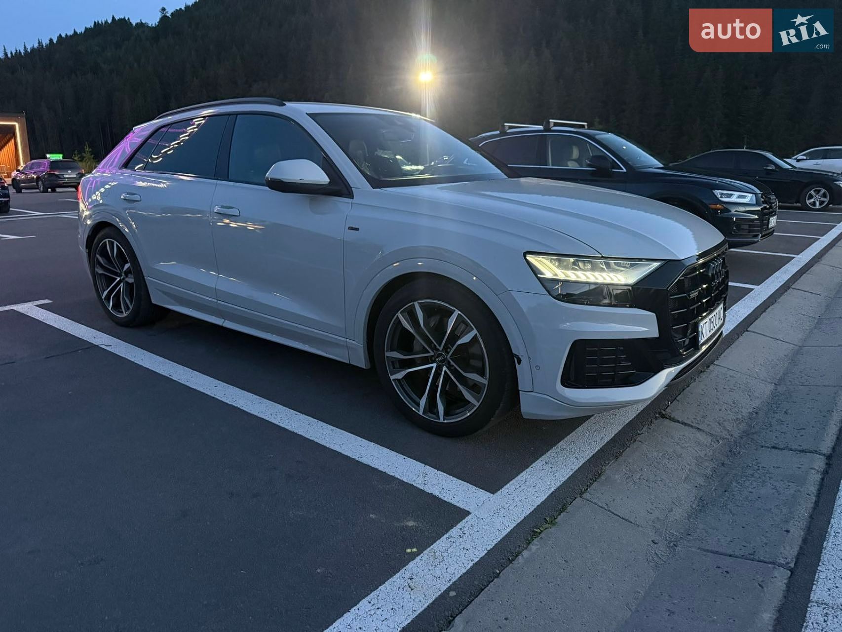 Audi Q8 2019 VIN WAUZZZF17KD024113 фото оголошення 5 з 32
