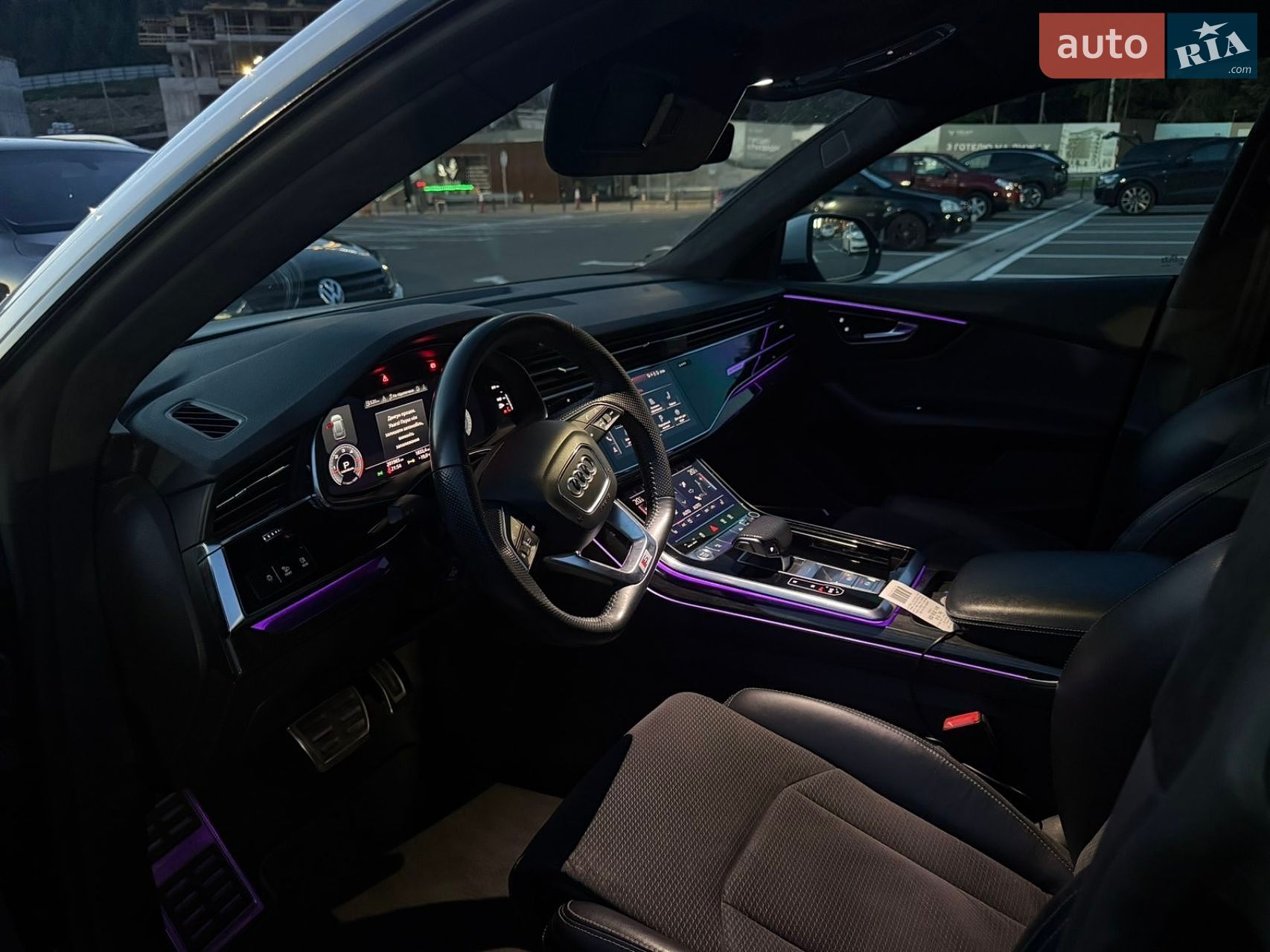 Audi Q8 2019 VIN WAUZZZF17KD024113 фото оголошення 19 з 32