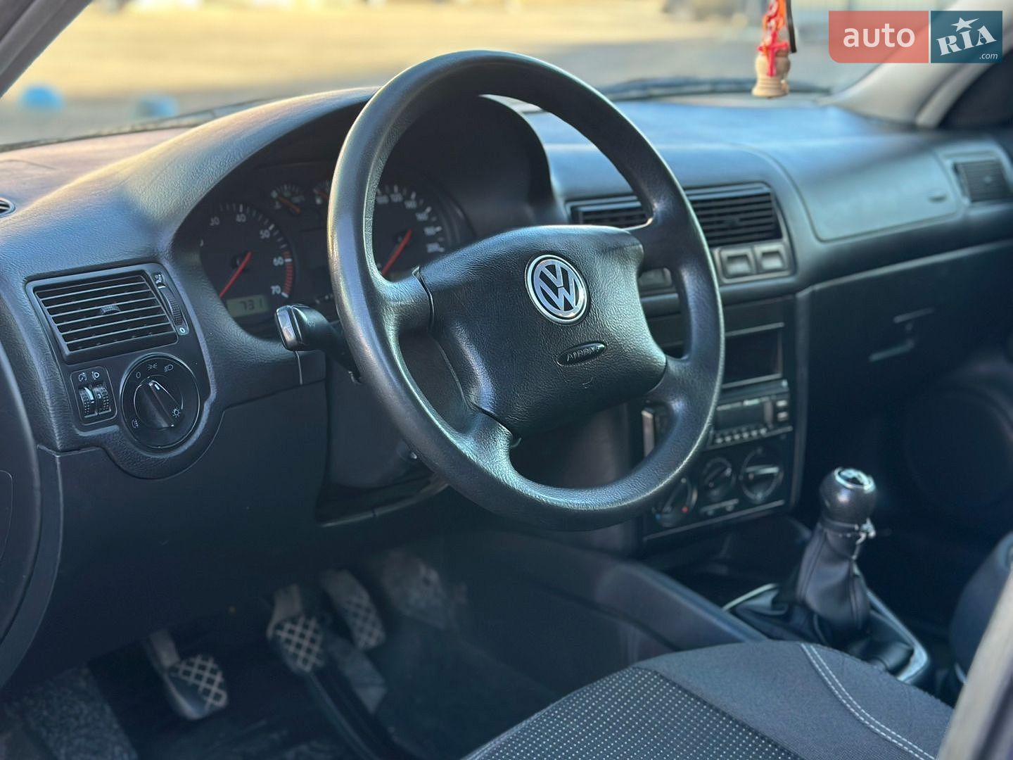 Volkswagen Golf 2003 VIN WVWZZZ1JZ3U029374 фото оголошення 7 з 9