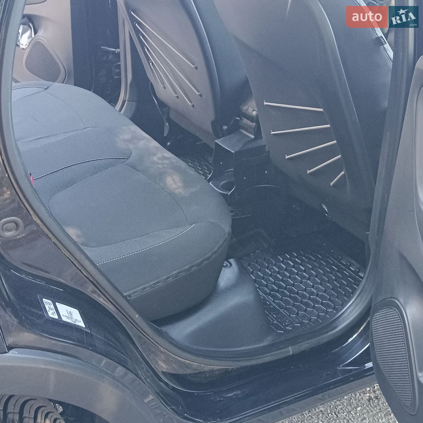 Renault Captur 2014 VIN VF12RFL1H50496428 фото оголошення 14 з 22