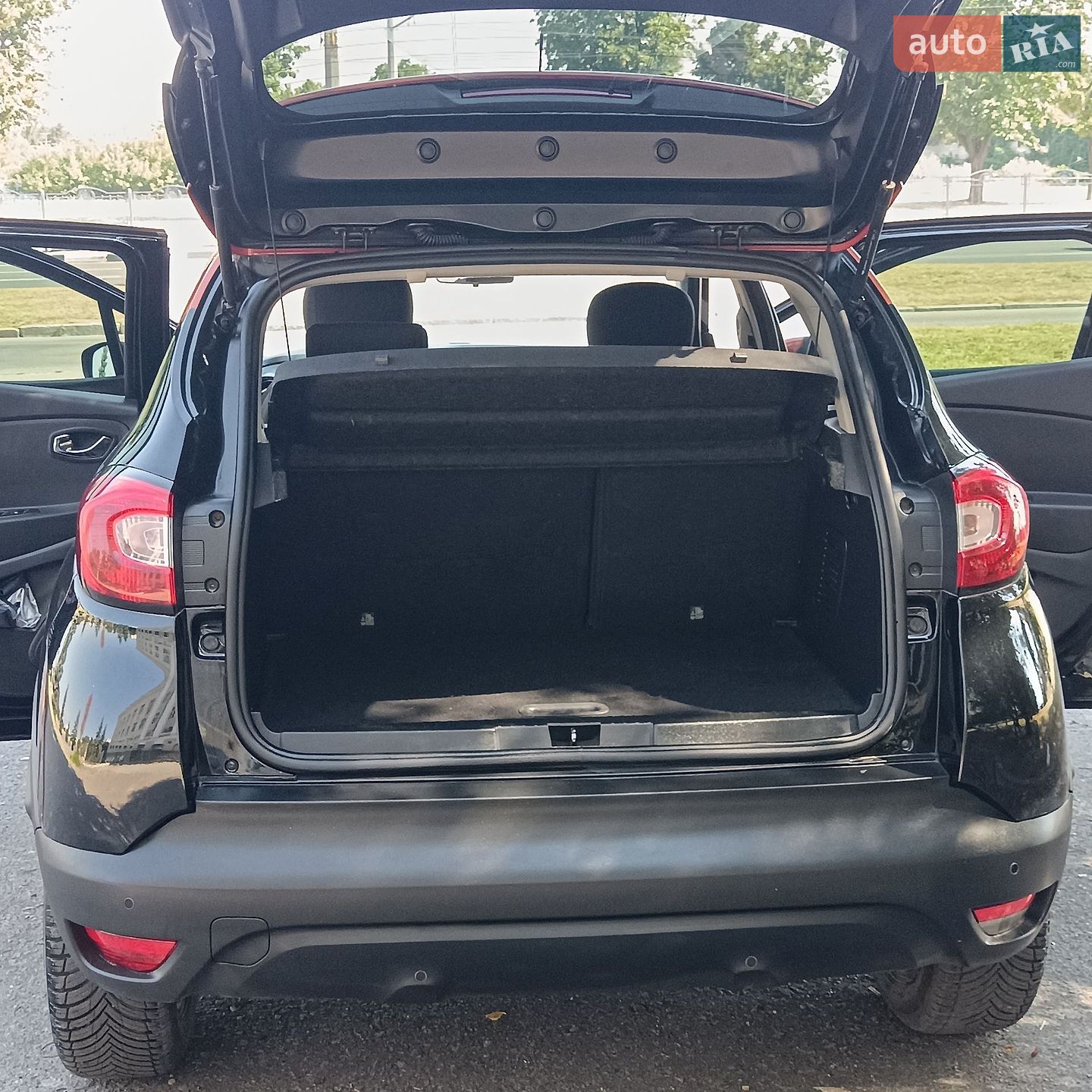 Renault Captur 2014 VIN VF12RFL1H50496428 фото оголошення 16 з 22