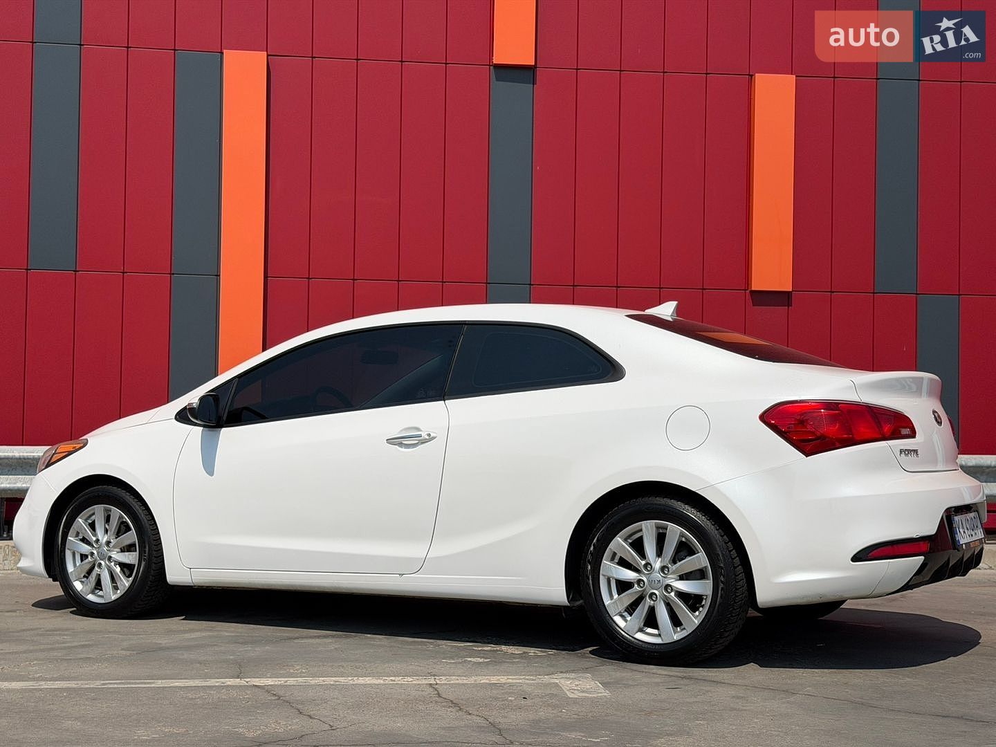 Kia Forte 2014 VIN KNAFX6A86F5389099 фото оголошення 15 з 35