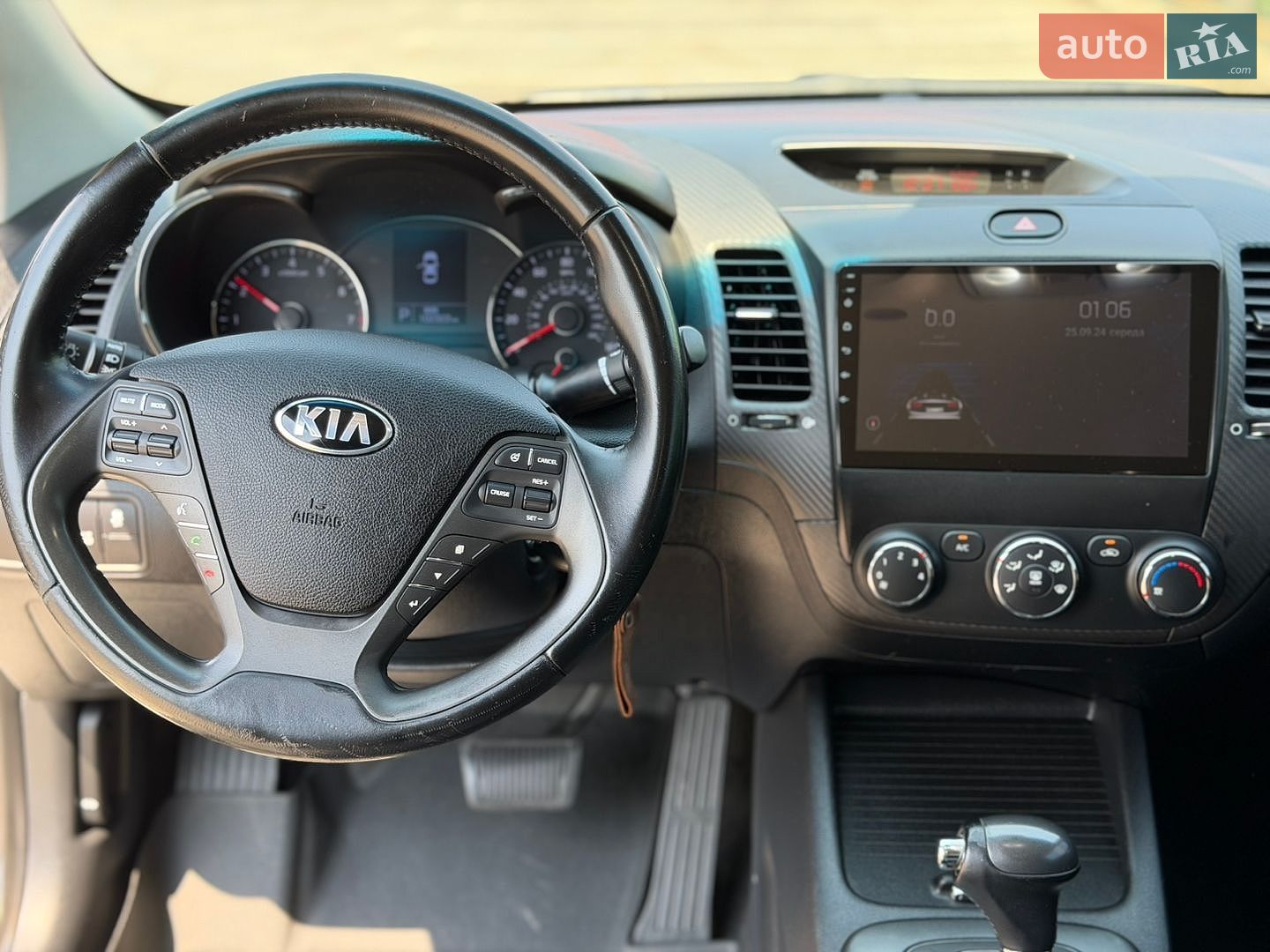 Kia Forte 2014 VIN KNAFX6A86F5389099 фото оголошення 17 з 35