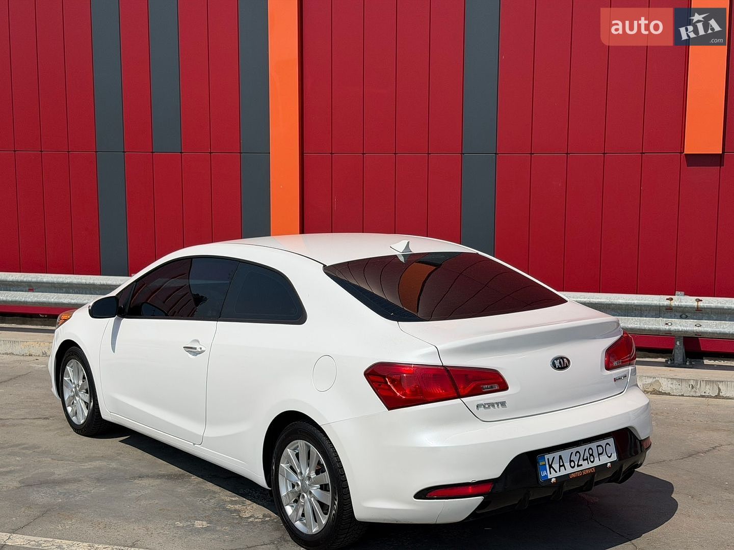 Kia Forte 2014 VIN KNAFX6A86F5389099 фото оголошення 16 з 35