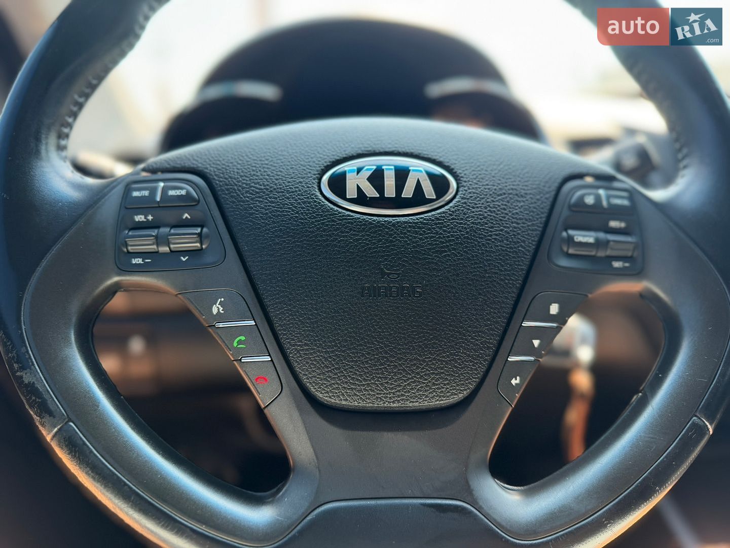 Kia Forte 2014 VIN KNAFX6A86F5389099 фото оголошення 31 з 35