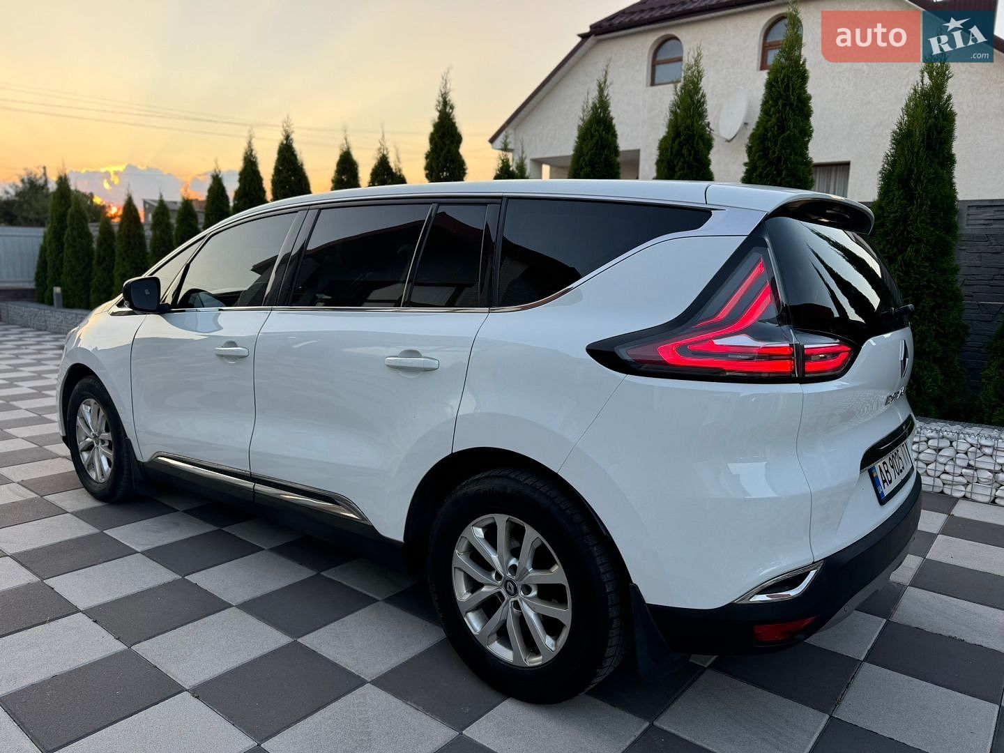 Renault Espace 2016 VIN VF1RFC00955574225 фото оголошення 13 з 42
