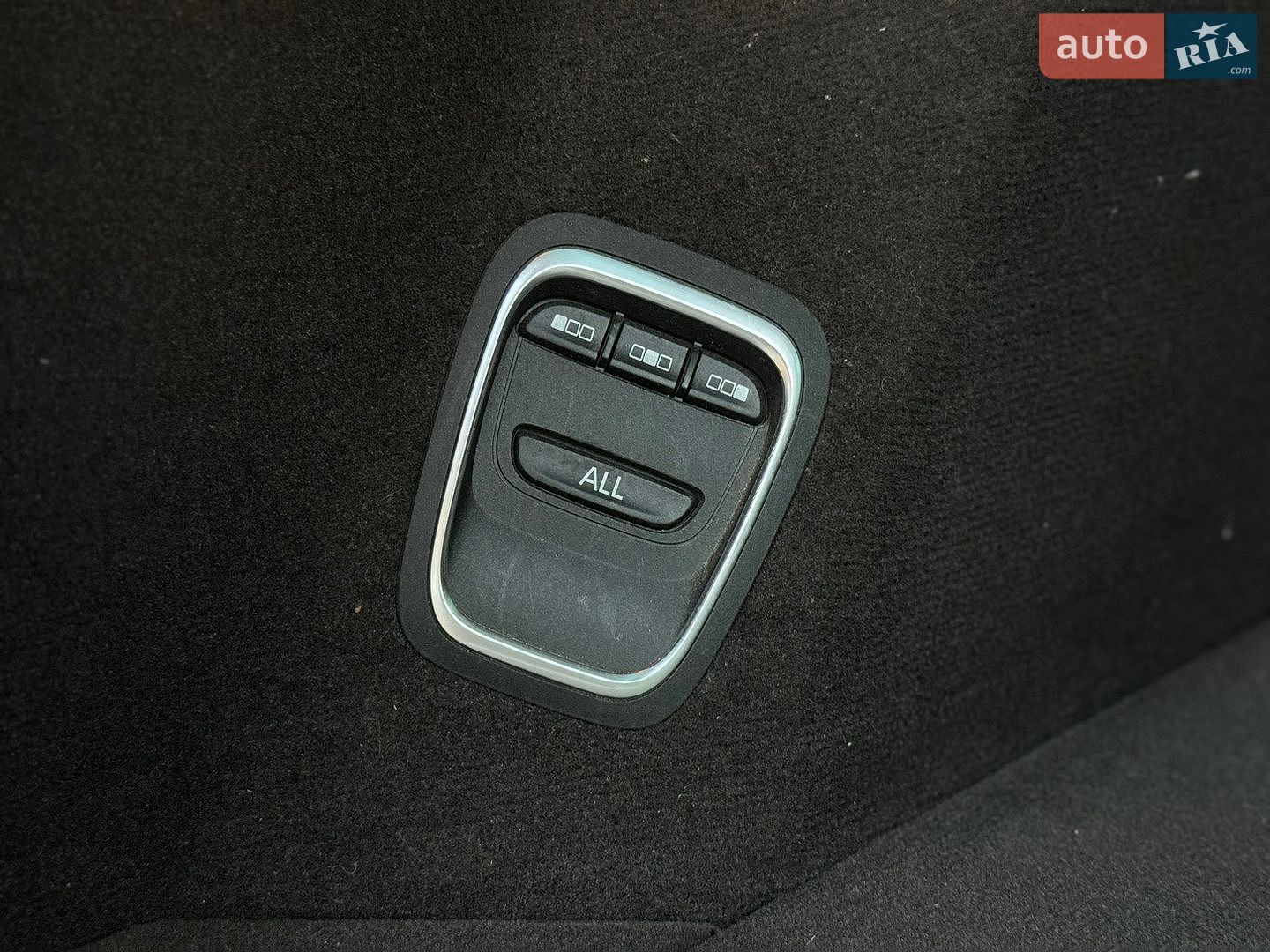 Renault Espace 2016 VIN VF1RFC00955574225 фото оголошення 19 з 42