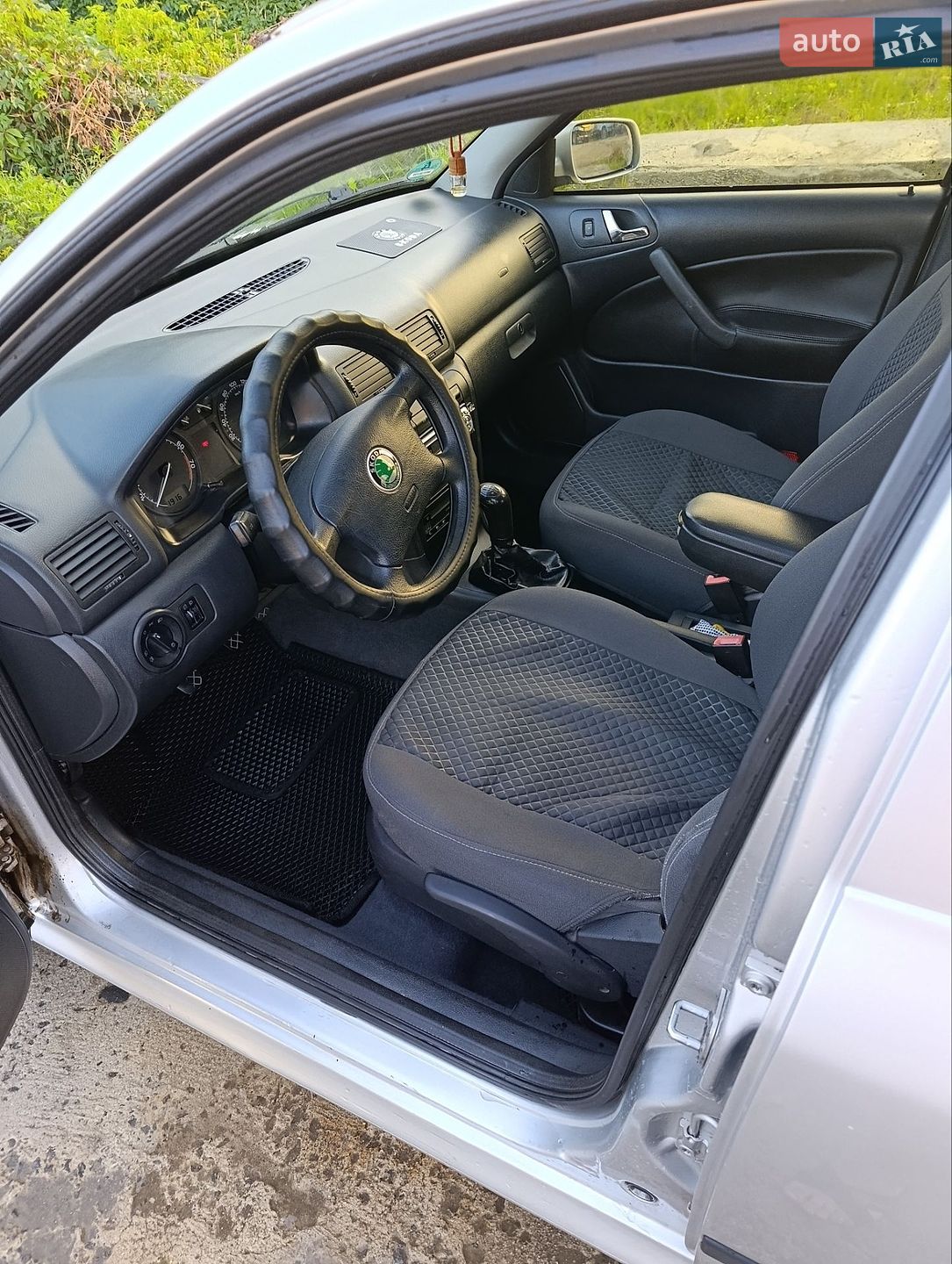 Skoda Octavia 2002 VIN TMBHX21U422611149 фото оголошення 12 з 18