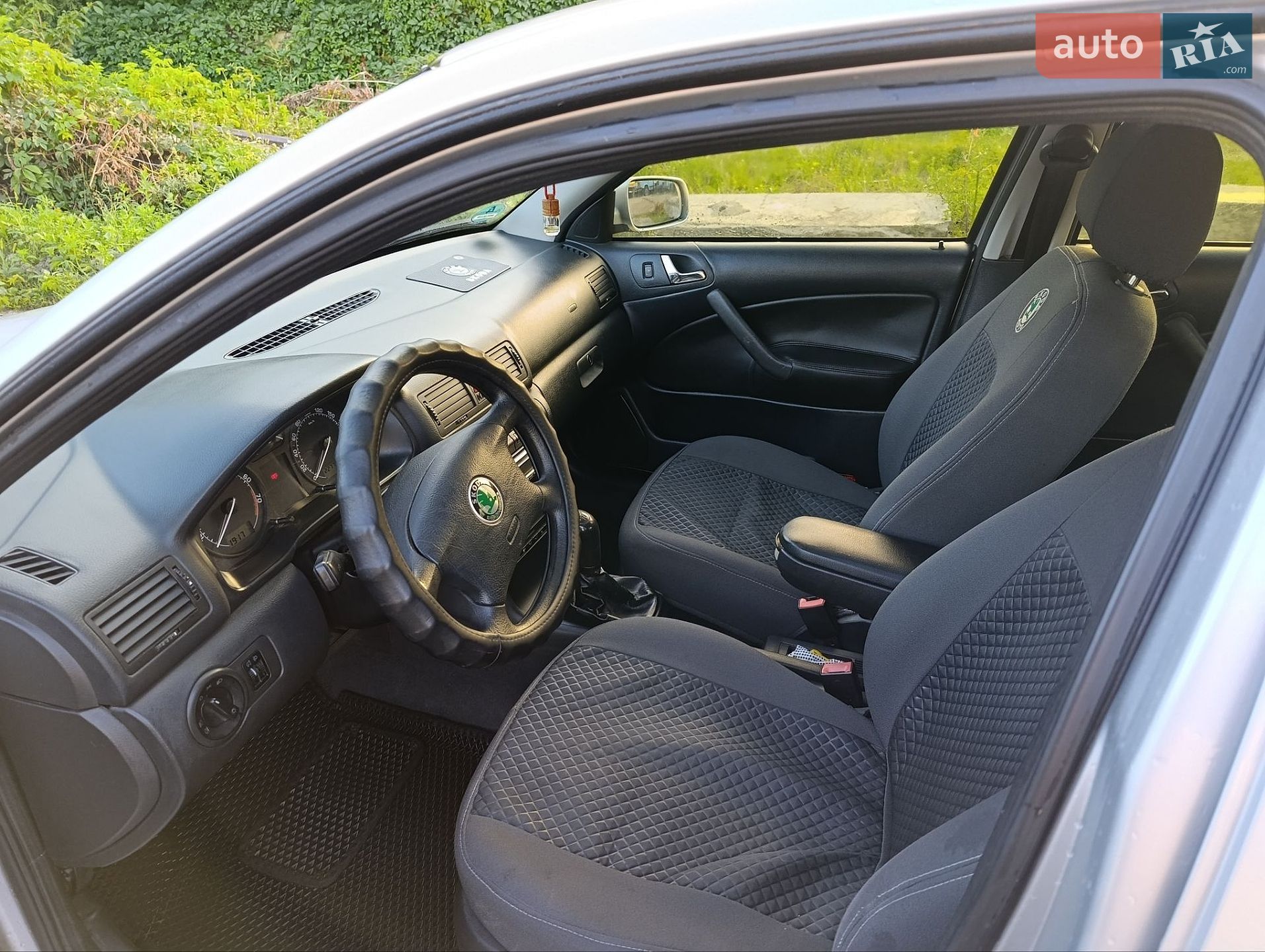 Skoda Octavia 2002 VIN TMBHX21U422611149 фото оголошення 7 з 18