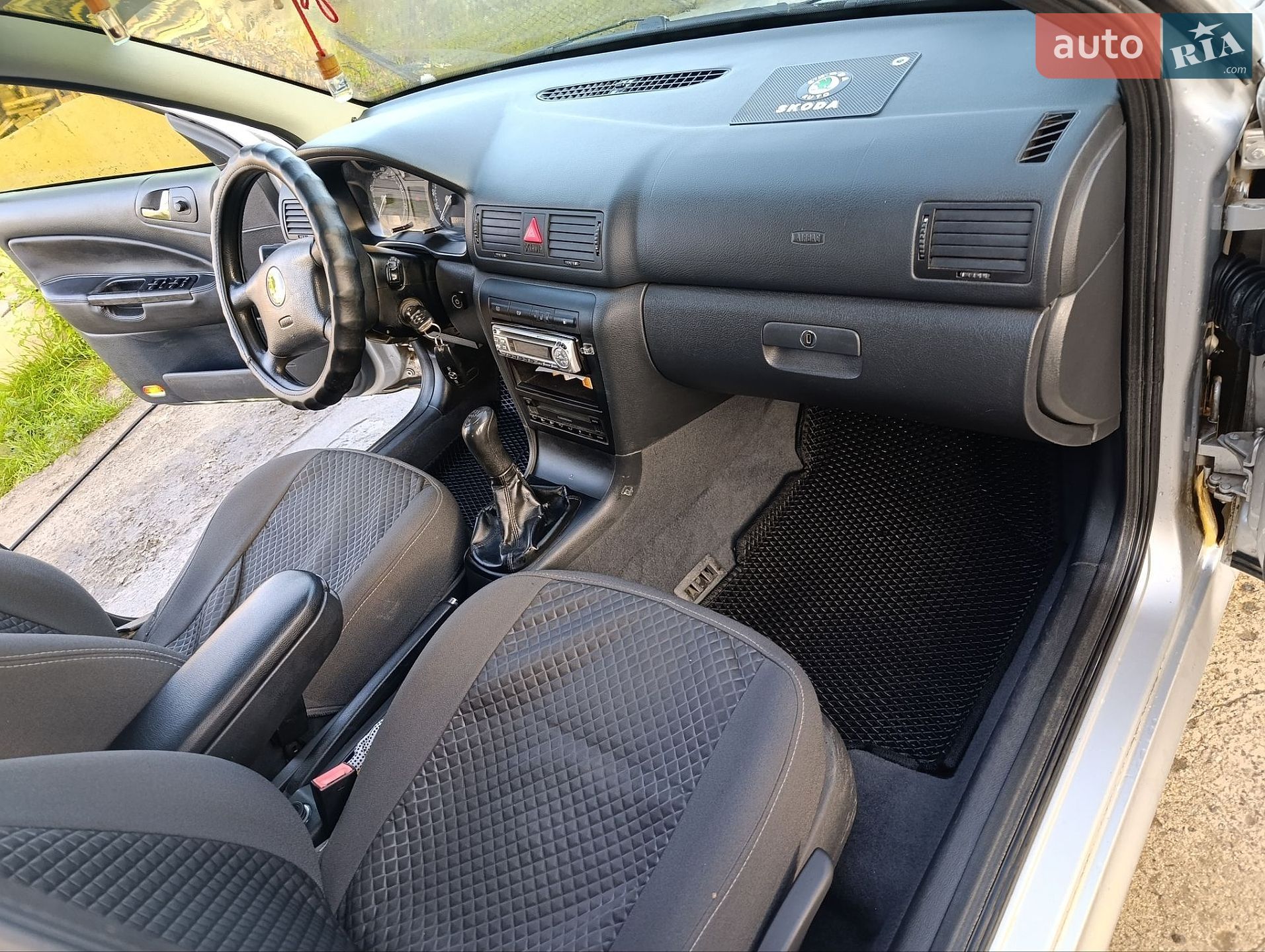 Skoda Octavia 2002 VIN TMBHX21U422611149 фото оголошення 14 з 18